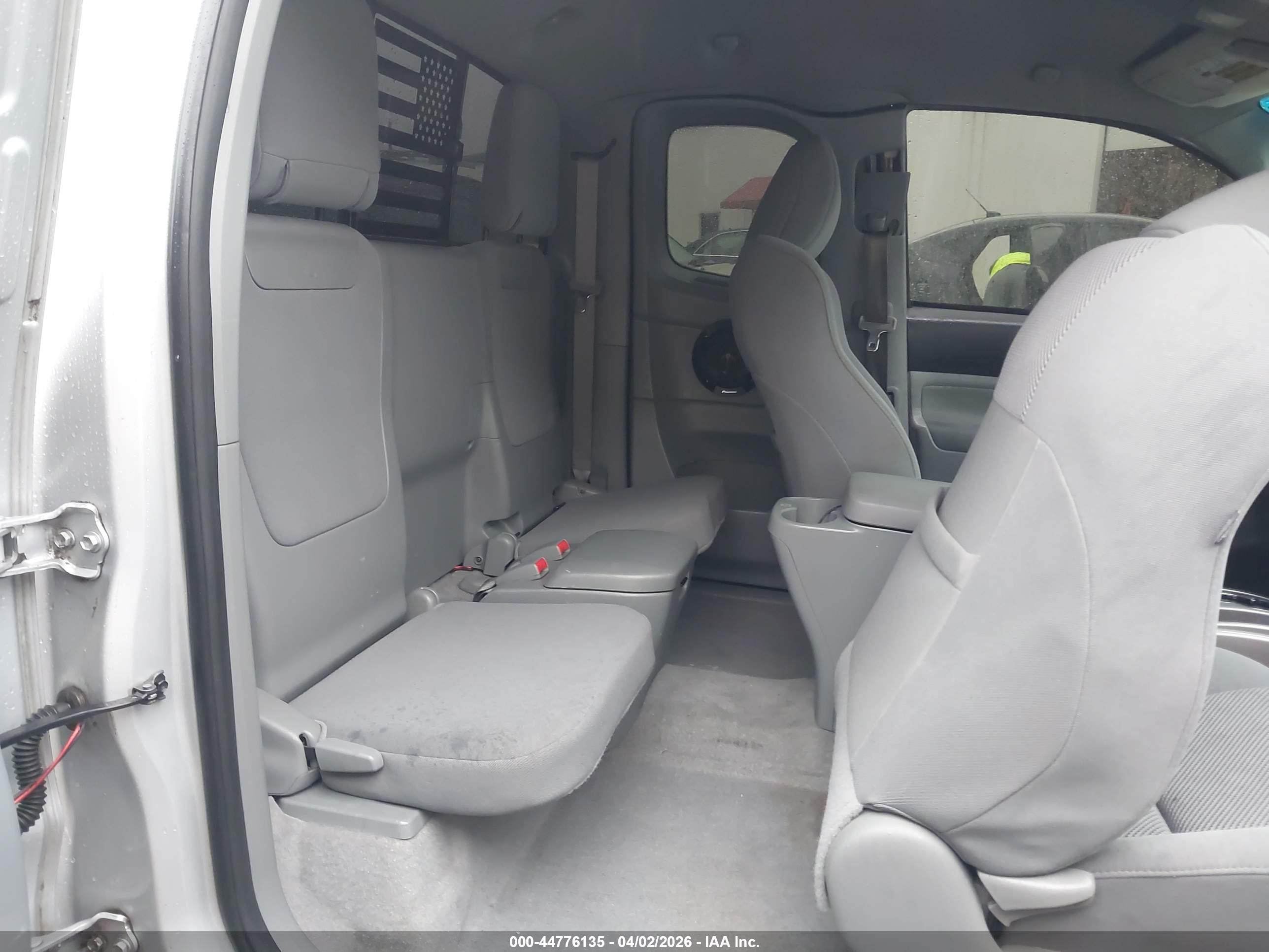 TOYOTA TACOMA image 8