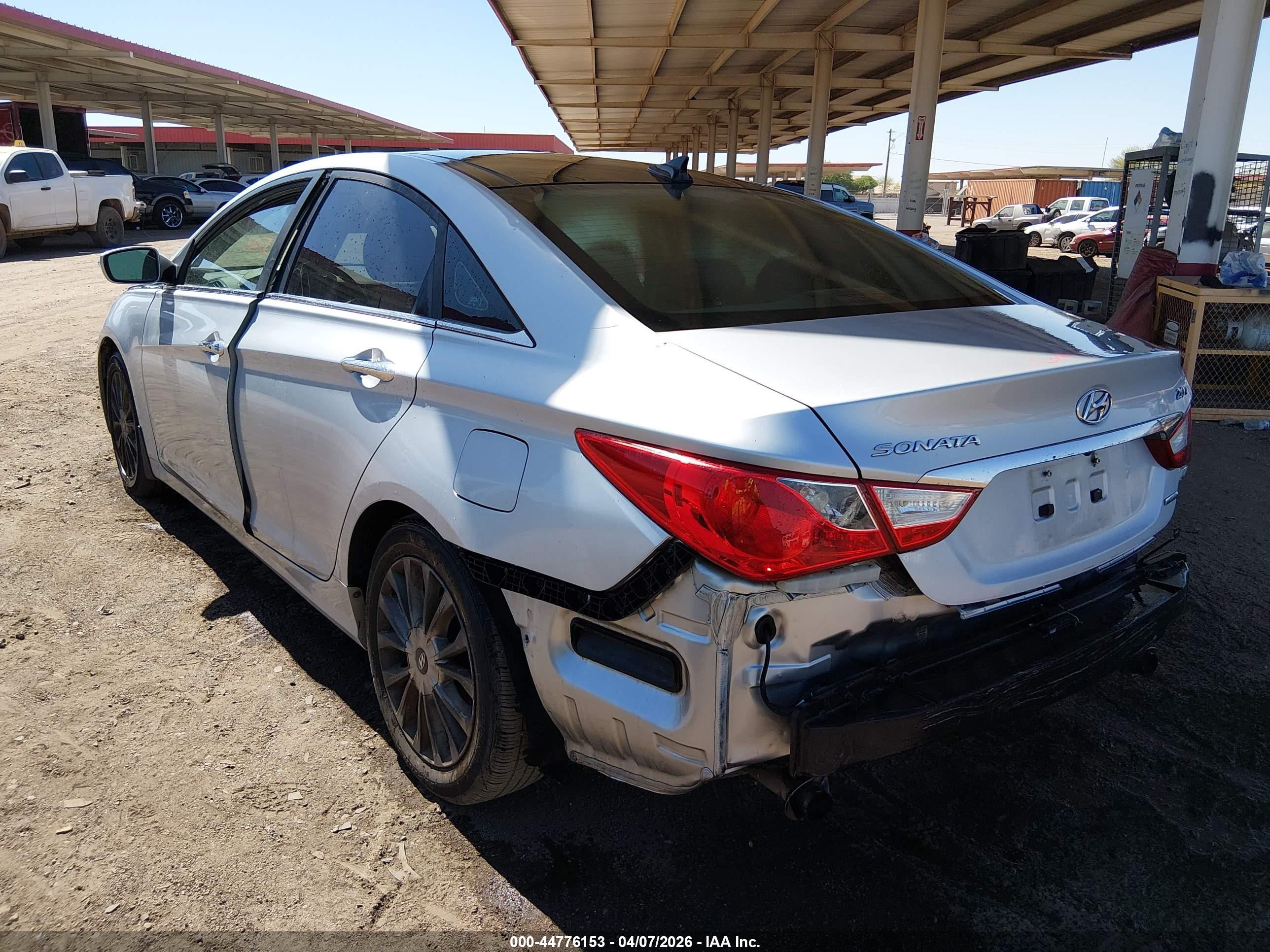 HYUNDAI SONATA image 3