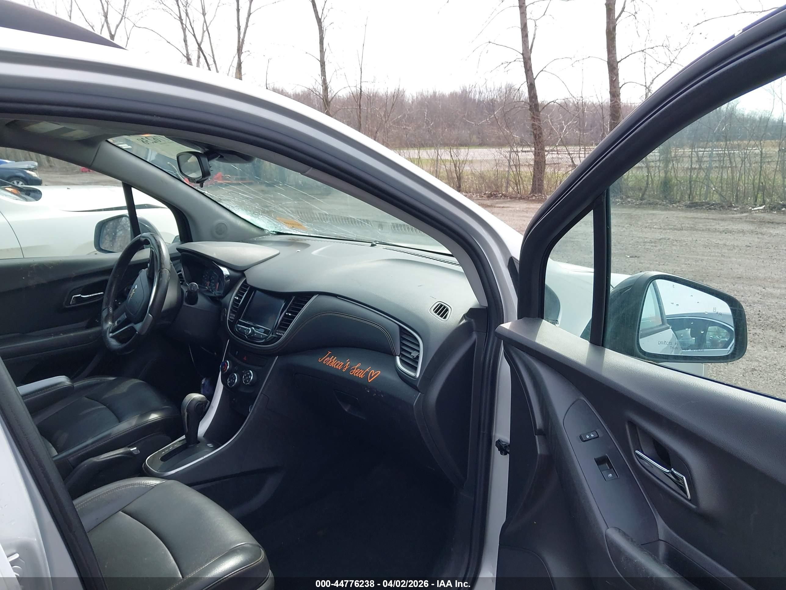 CHEVROLET TRAX image 5