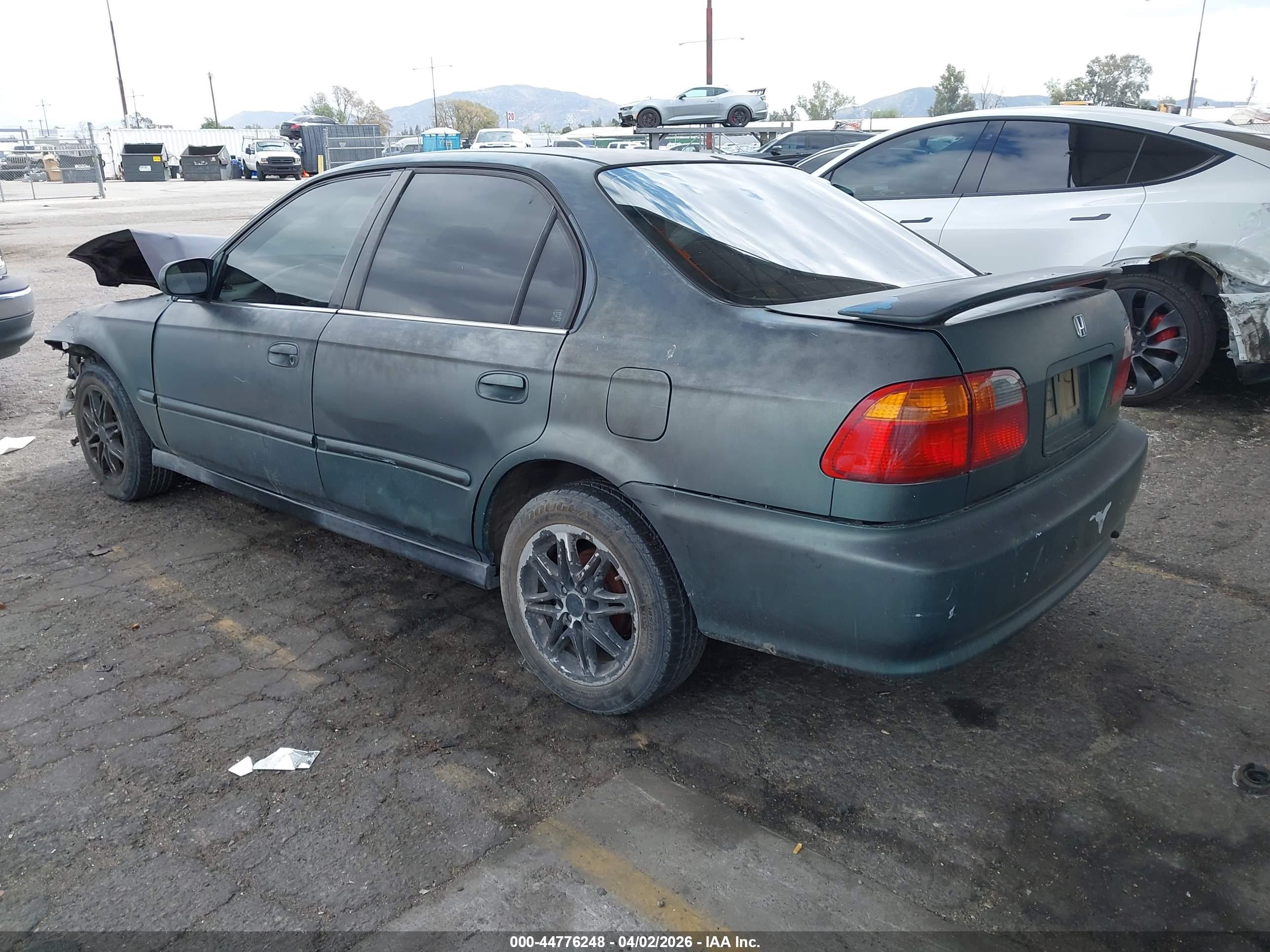 HONDA CIVIC image 3