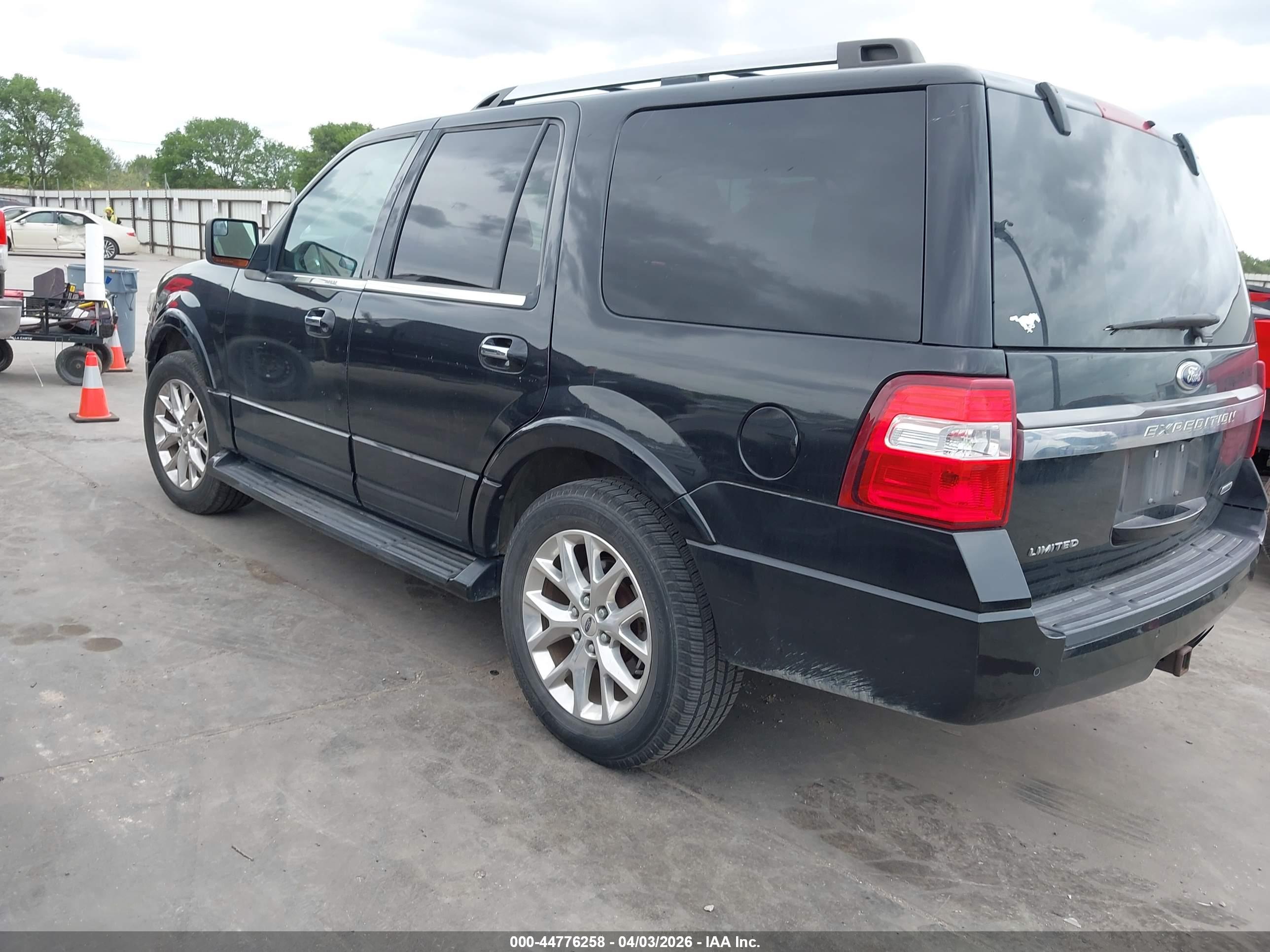 FORD EXPEDITION image 3