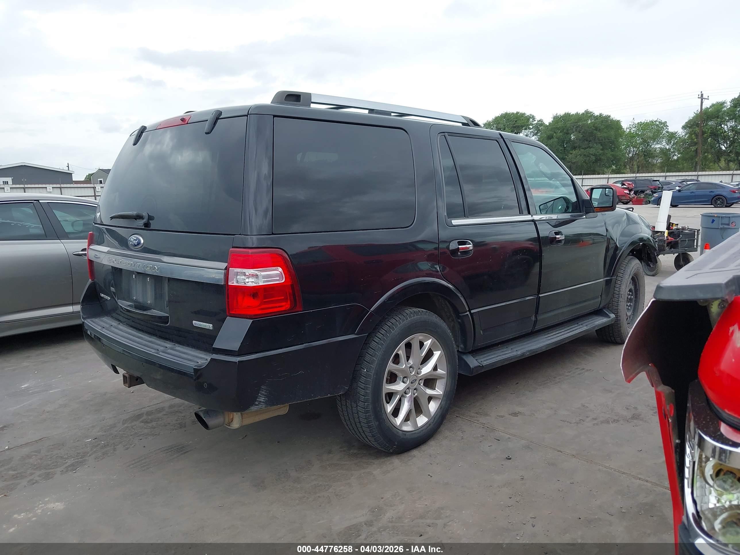 FORD EXPEDITION image 4