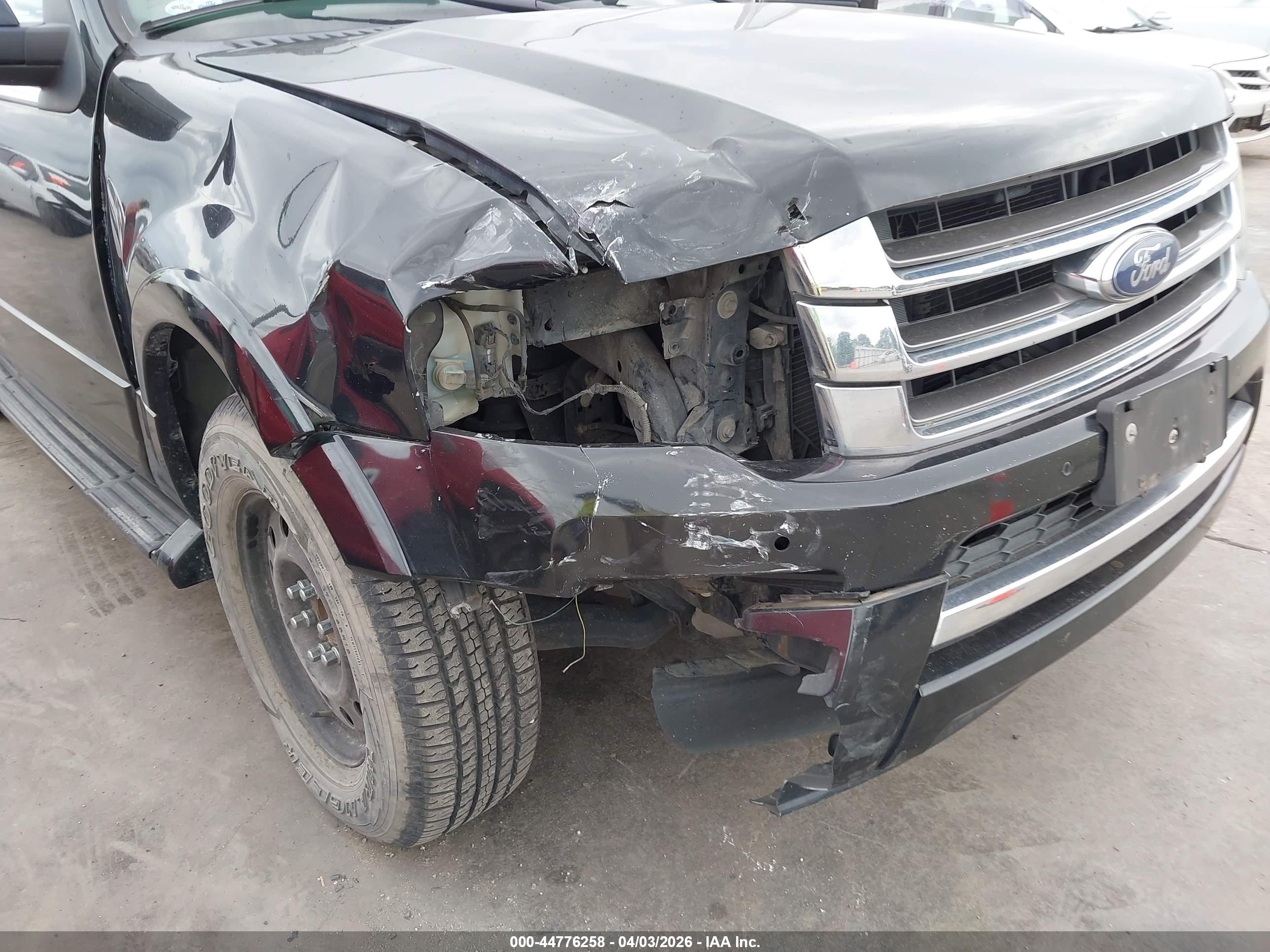 FORD EXPEDITION image 6