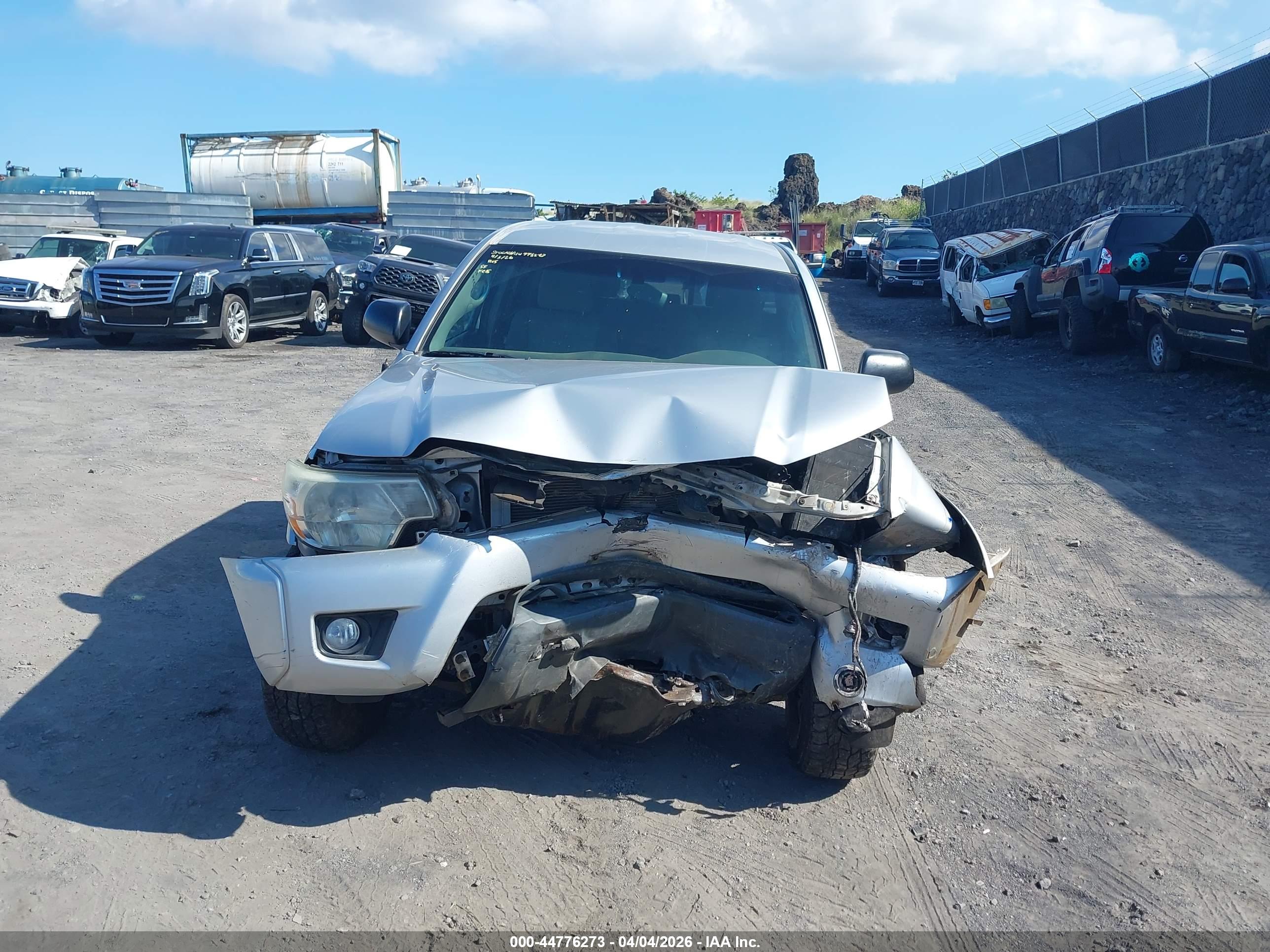 TOYOTA TACOMA image 6