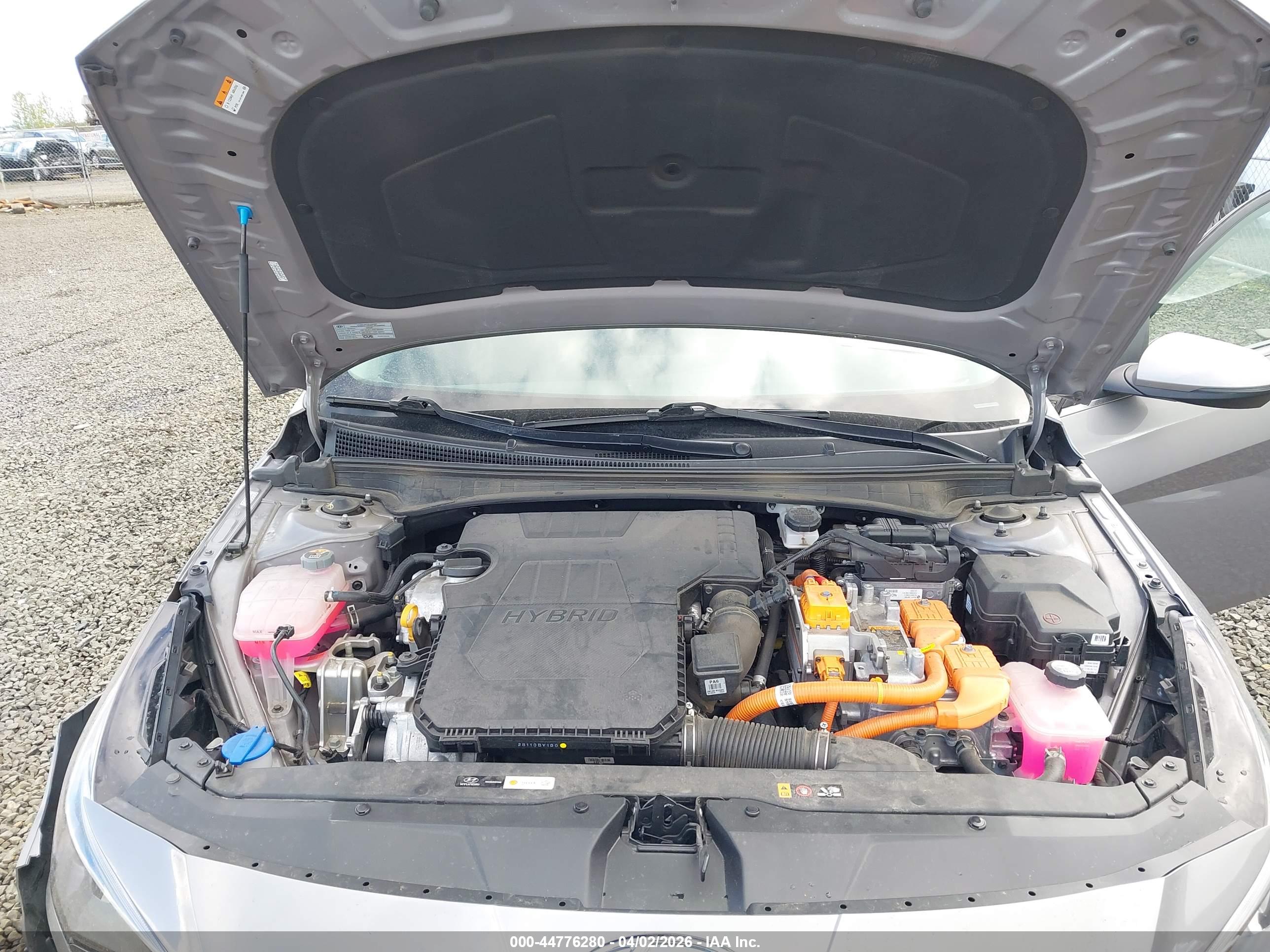 HYUNDAI ELANTRA image 10