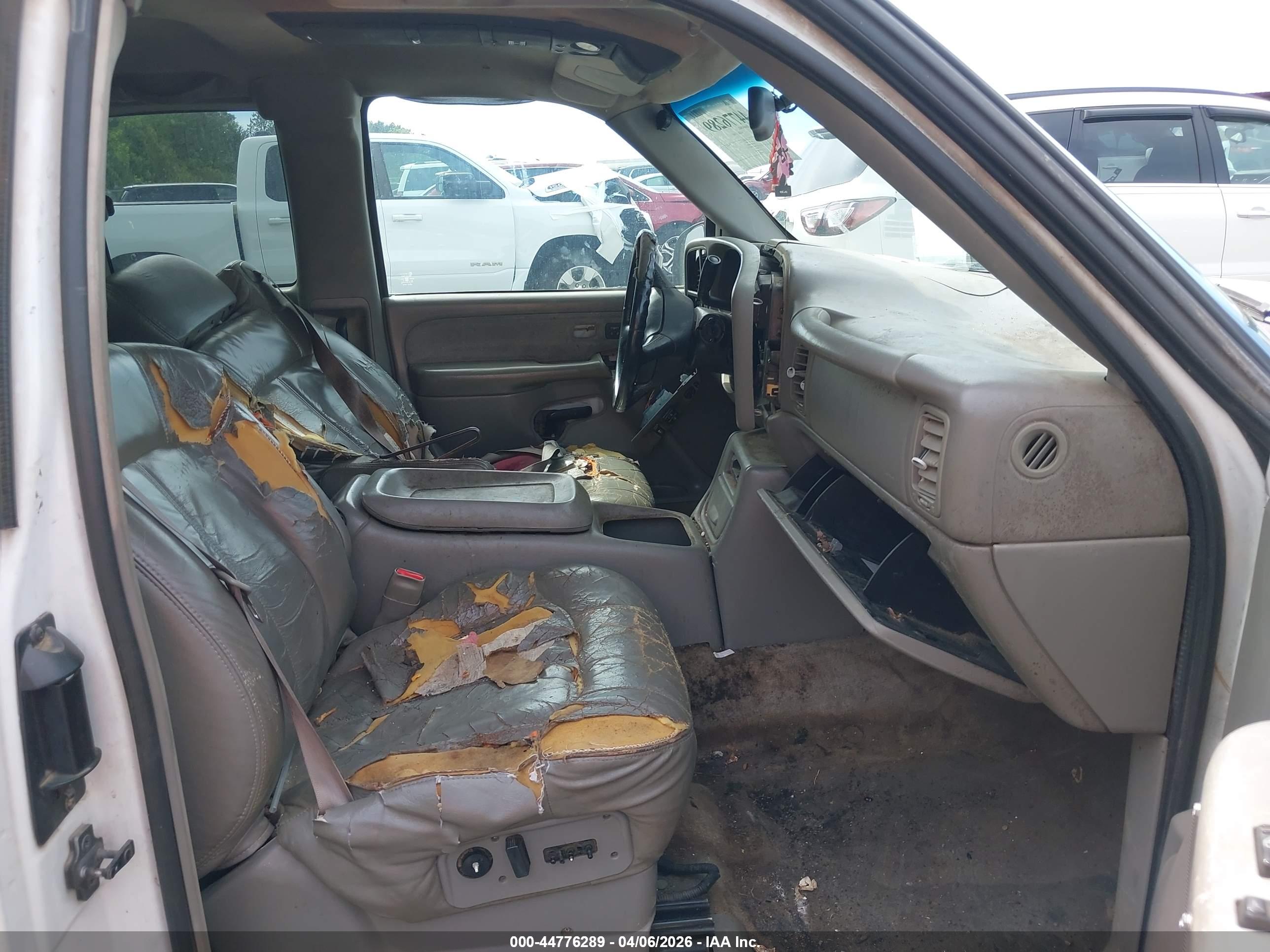 GMC SIERRA image 5