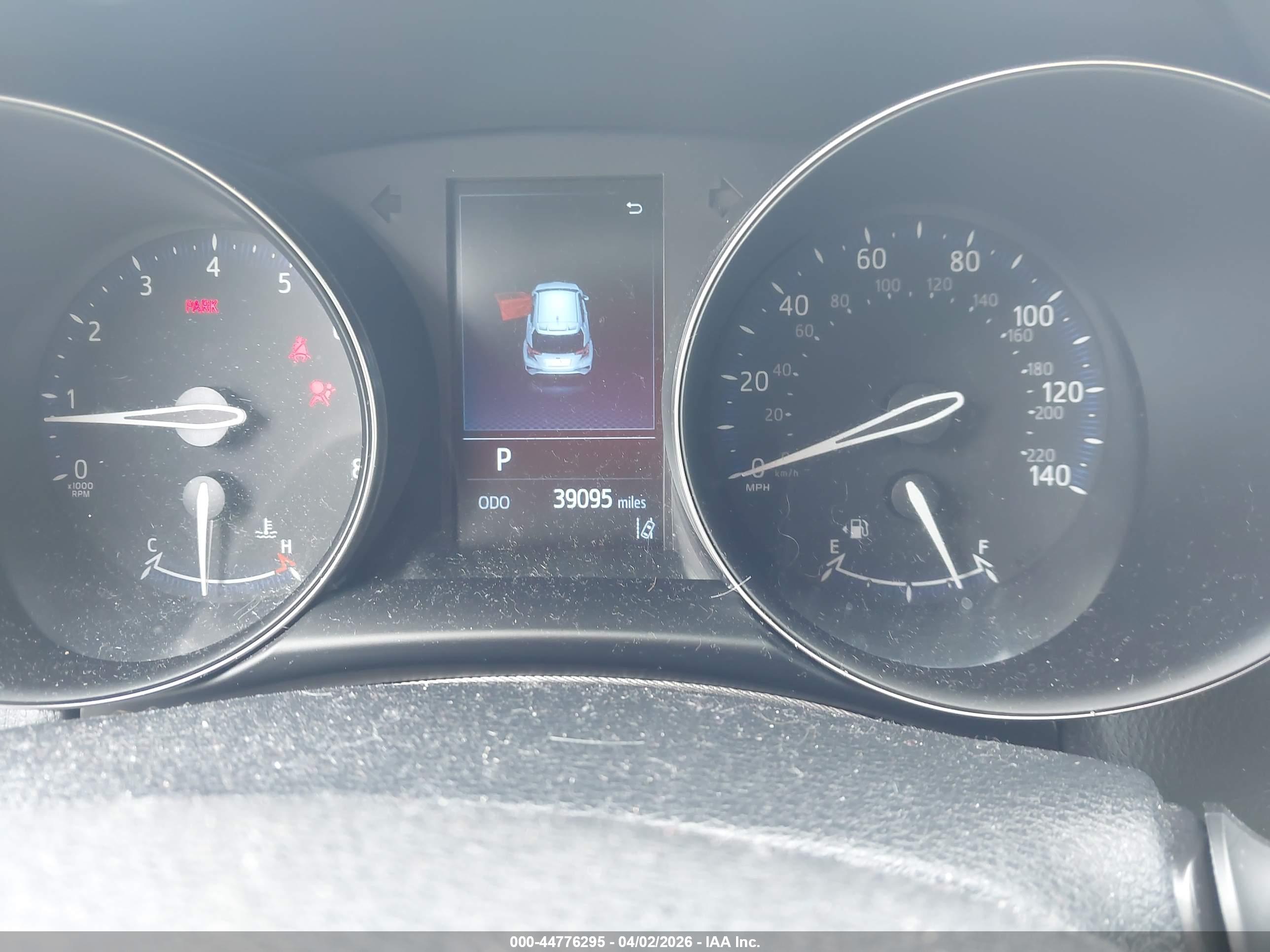 TOYOTA C-HR image 7