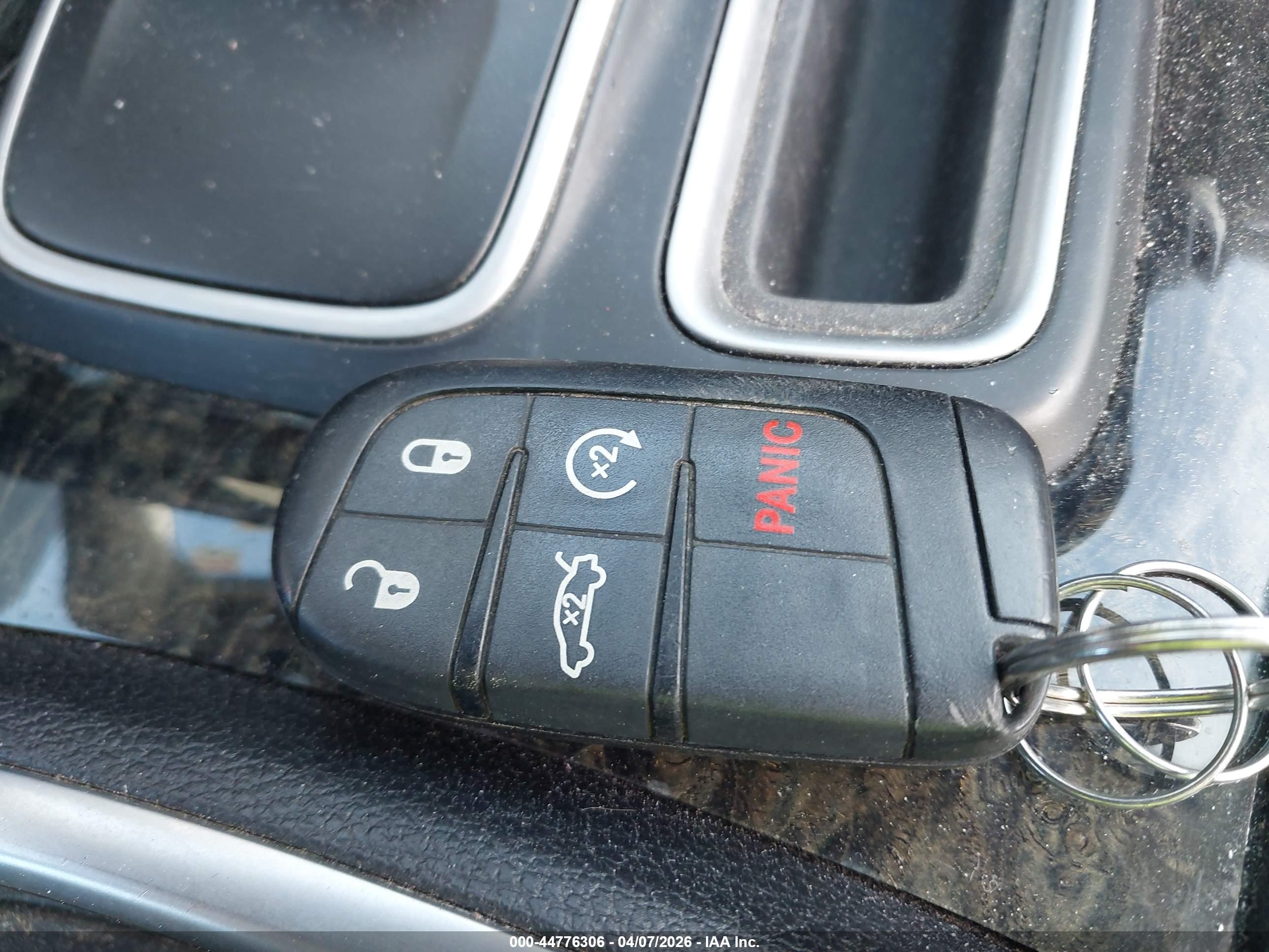 CHRYSLER 300C image 11