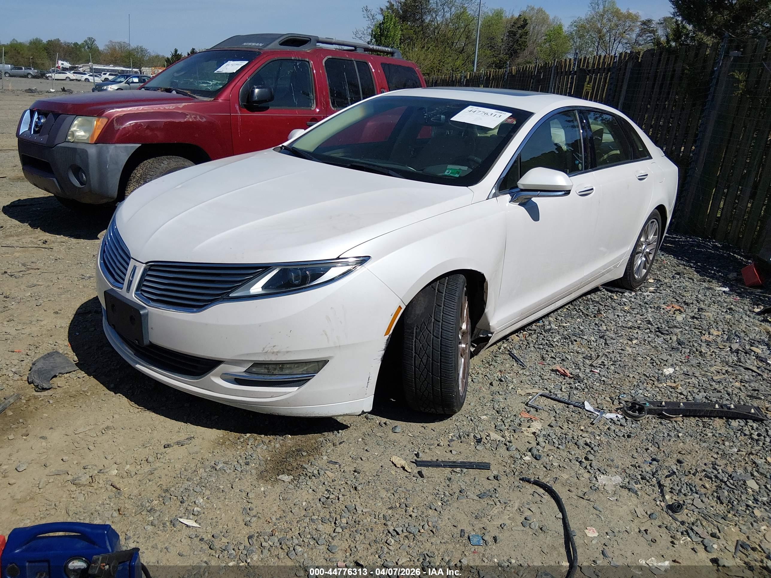 LINCOLN MKZ image 2