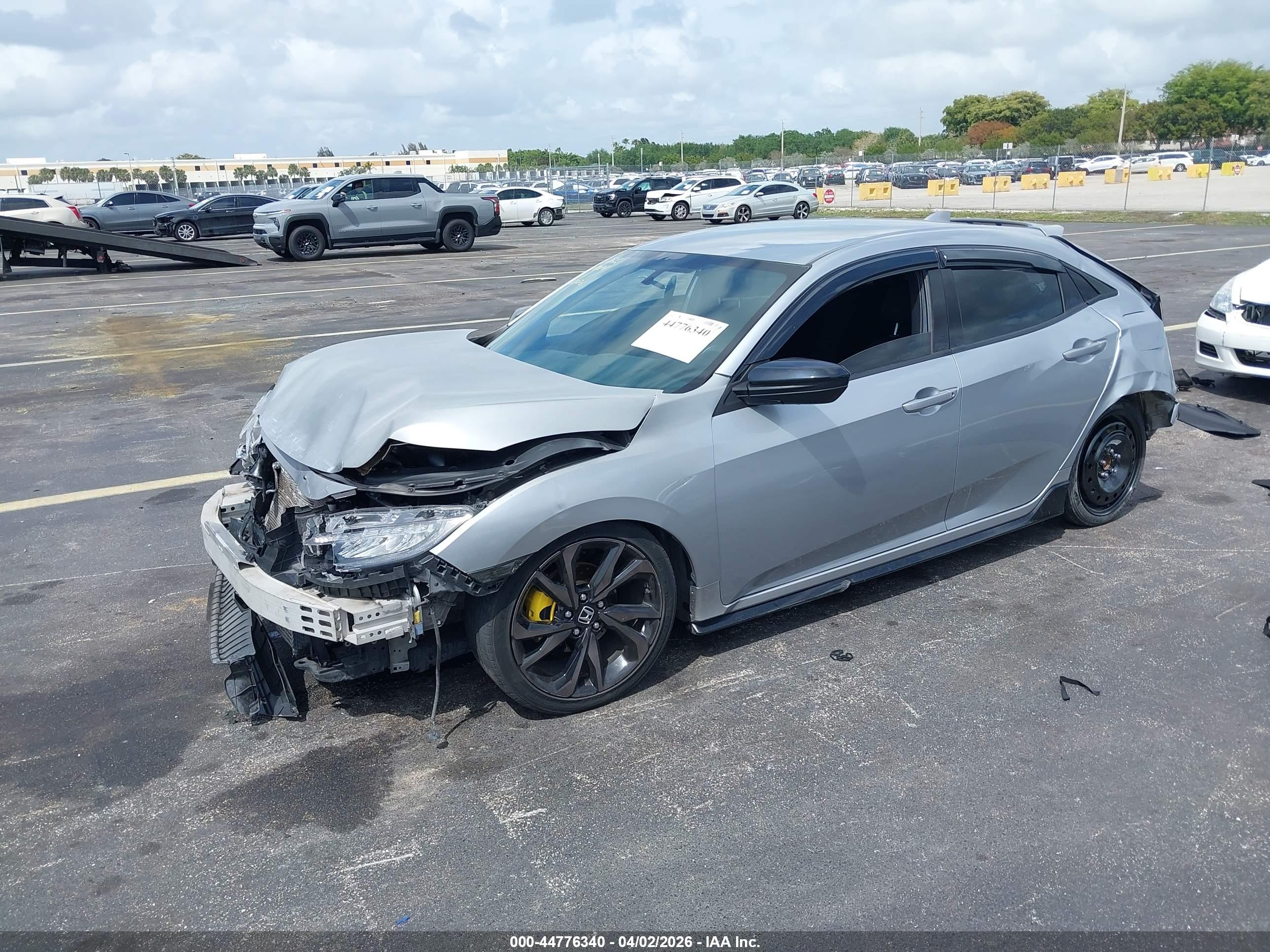 HONDA CIVIC image 2