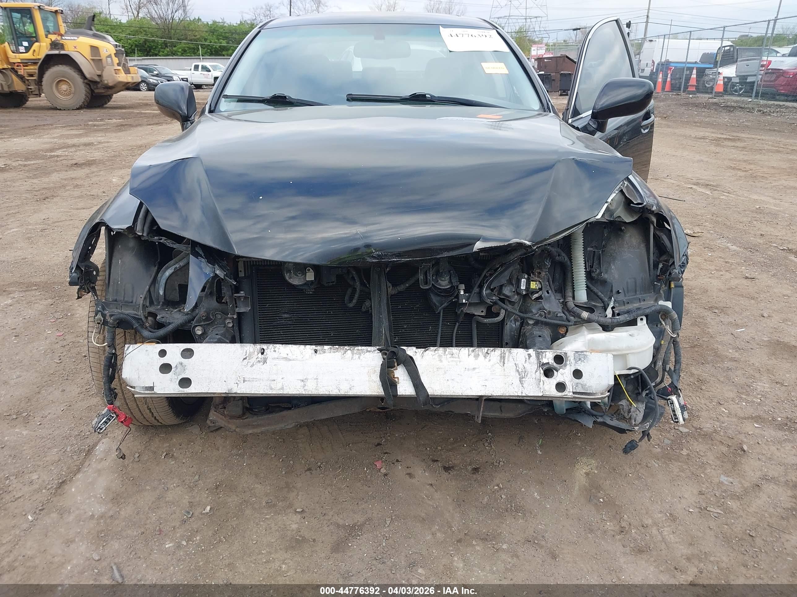 LEXUS IS image 6