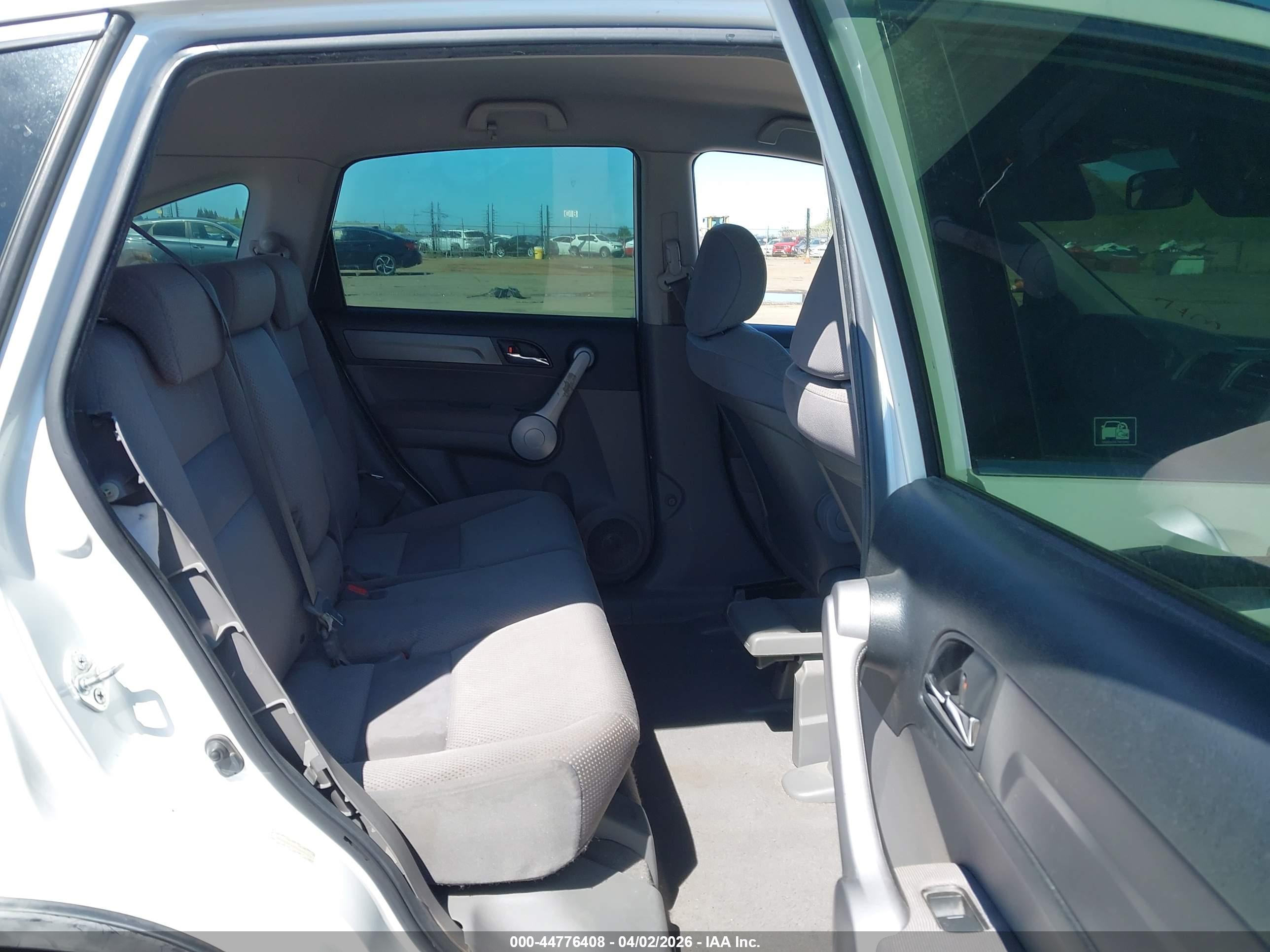 HONDA CR-V image 8