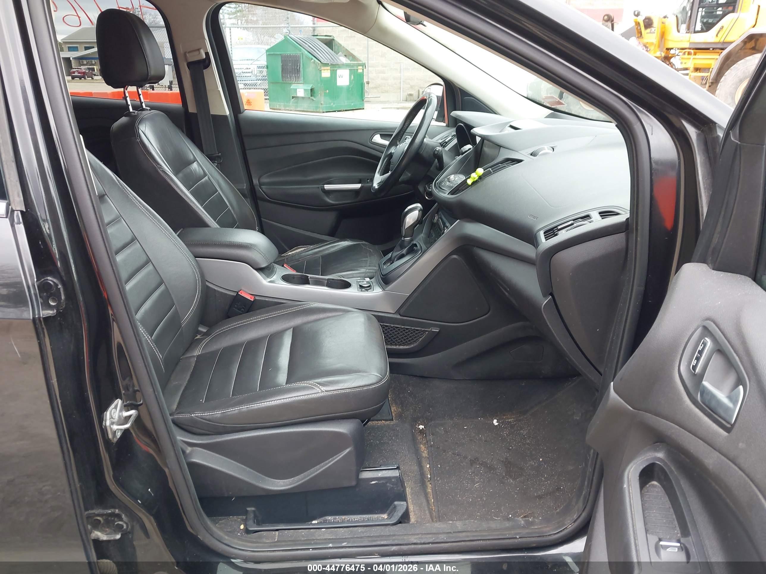 FORD ESCAPE image 5