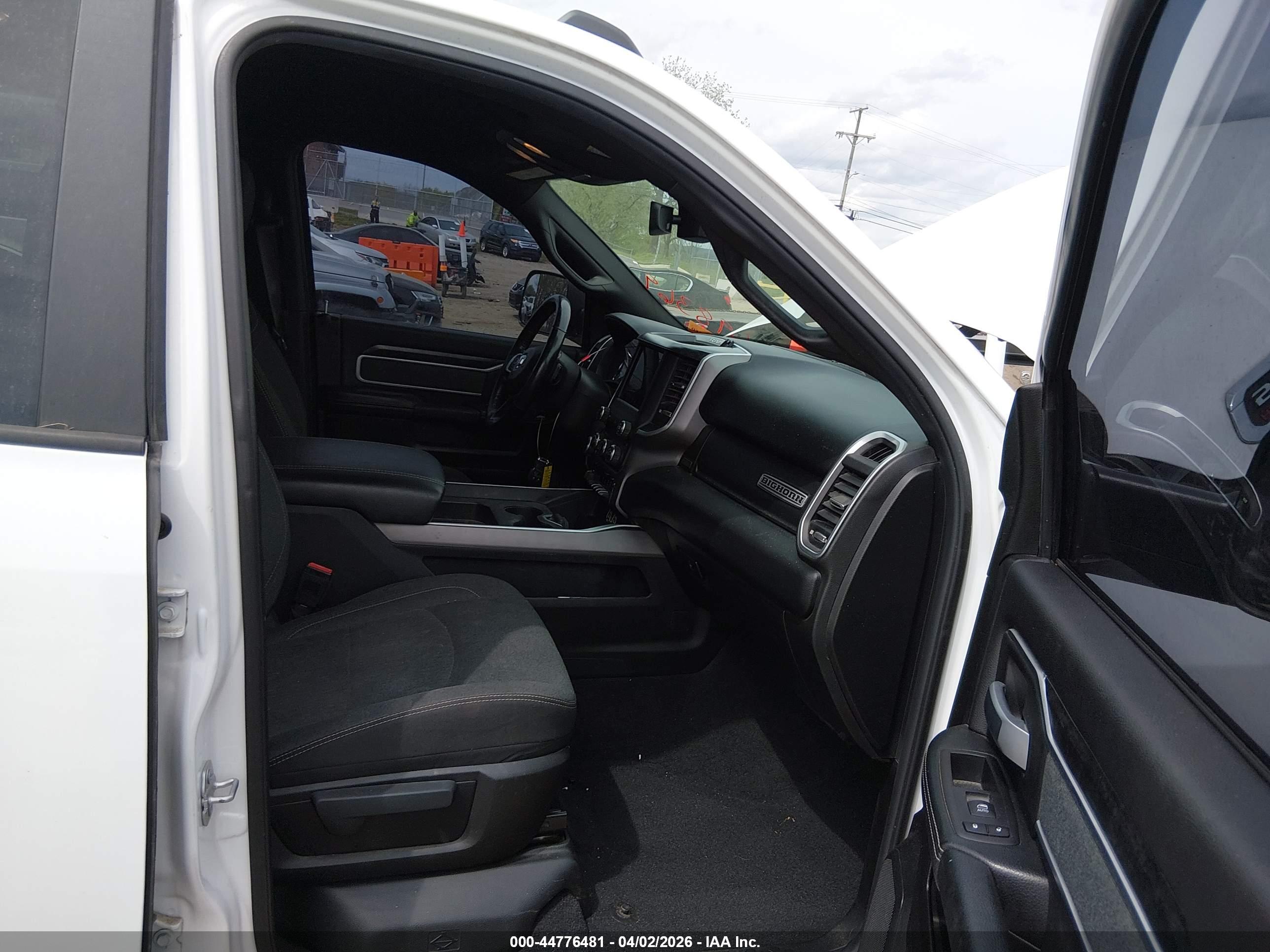 RAM 2500 image 5