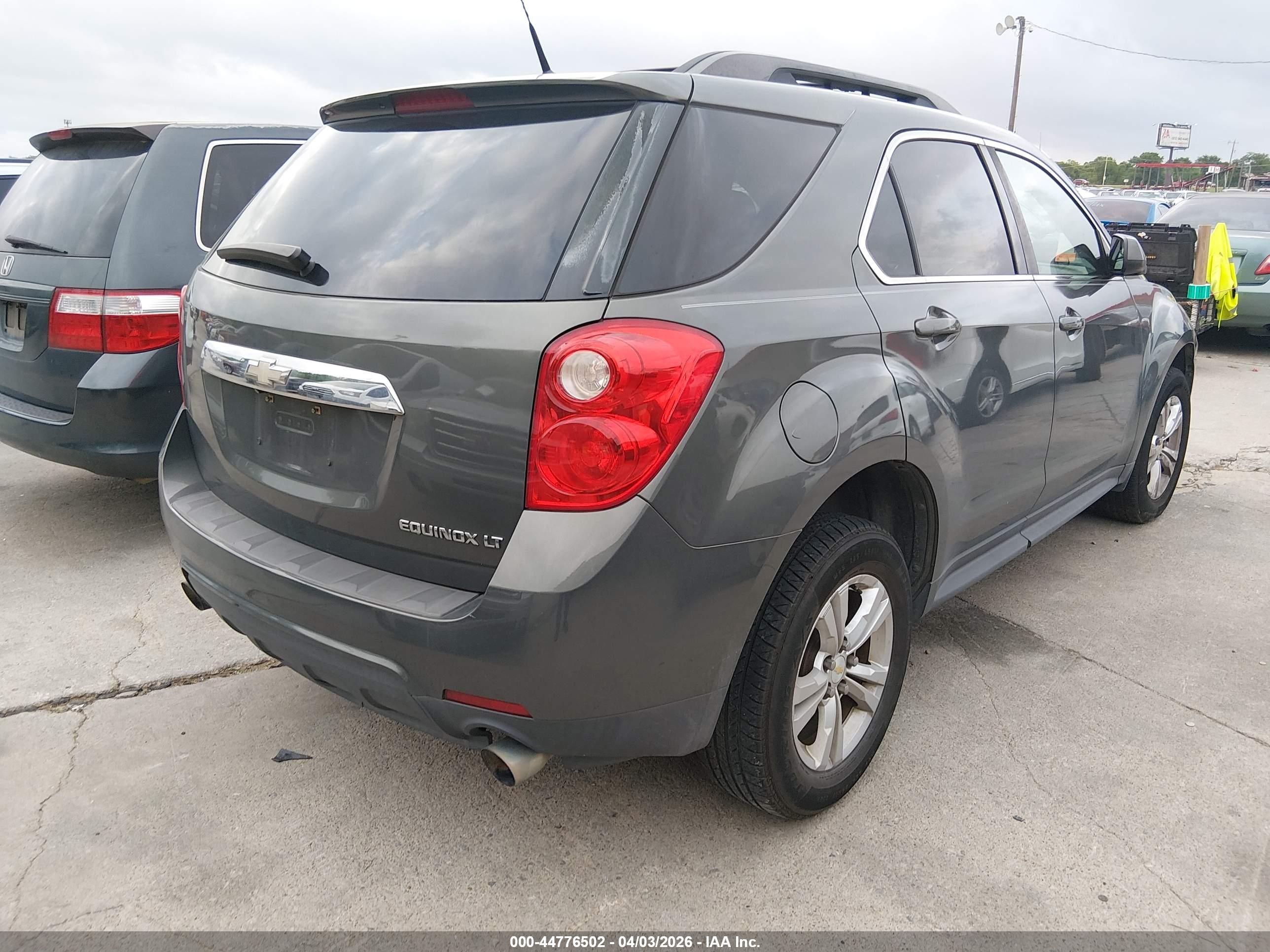 CHEVROLET EQUINOX image 4