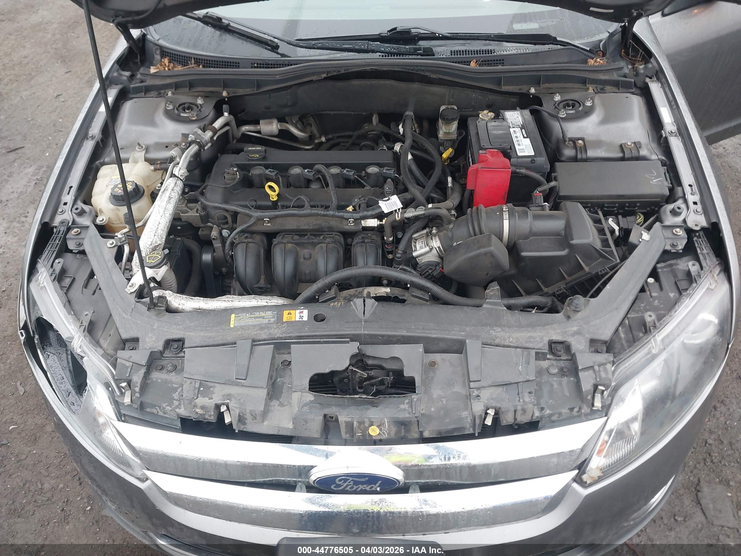 FORD FUSION image 10