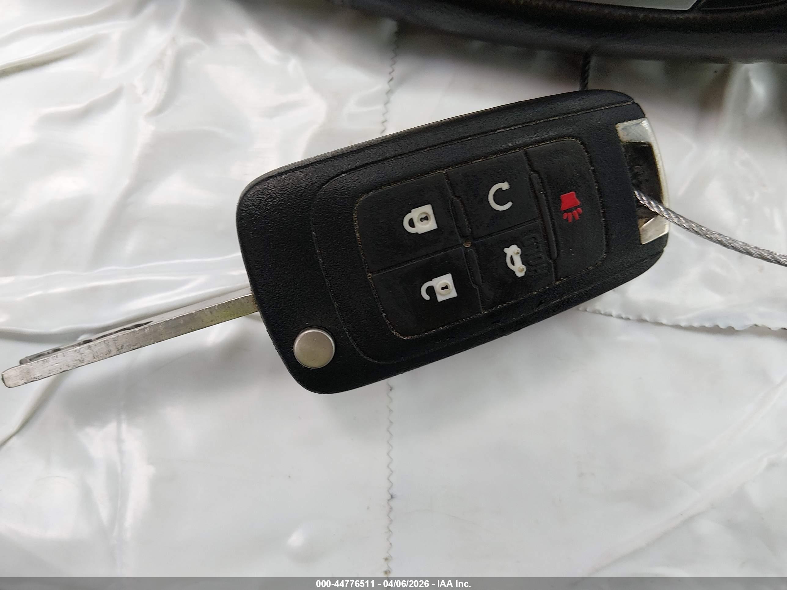 CHEVROLET EQUINOX image 11