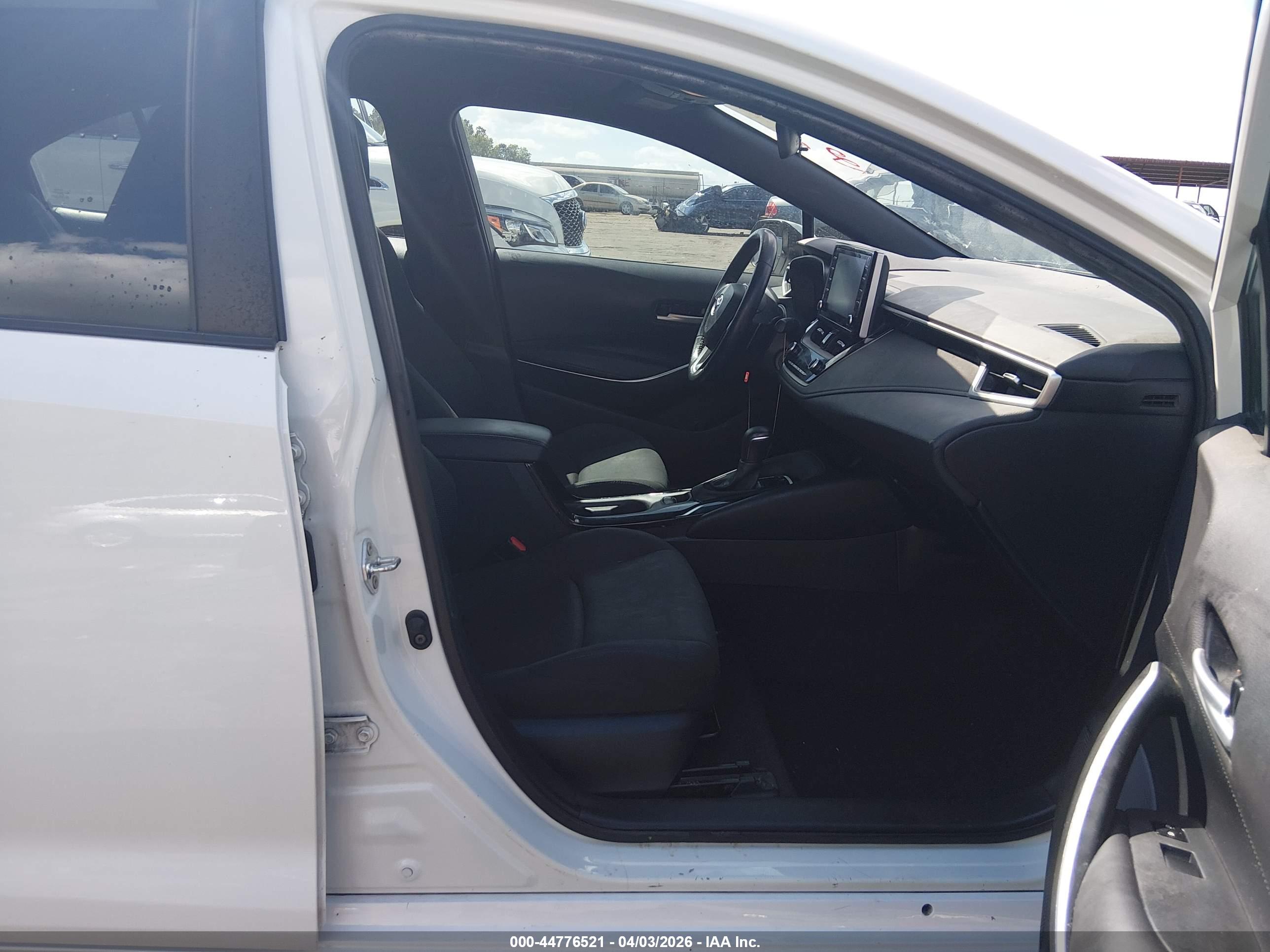 TOYOTA COROLLA image 5