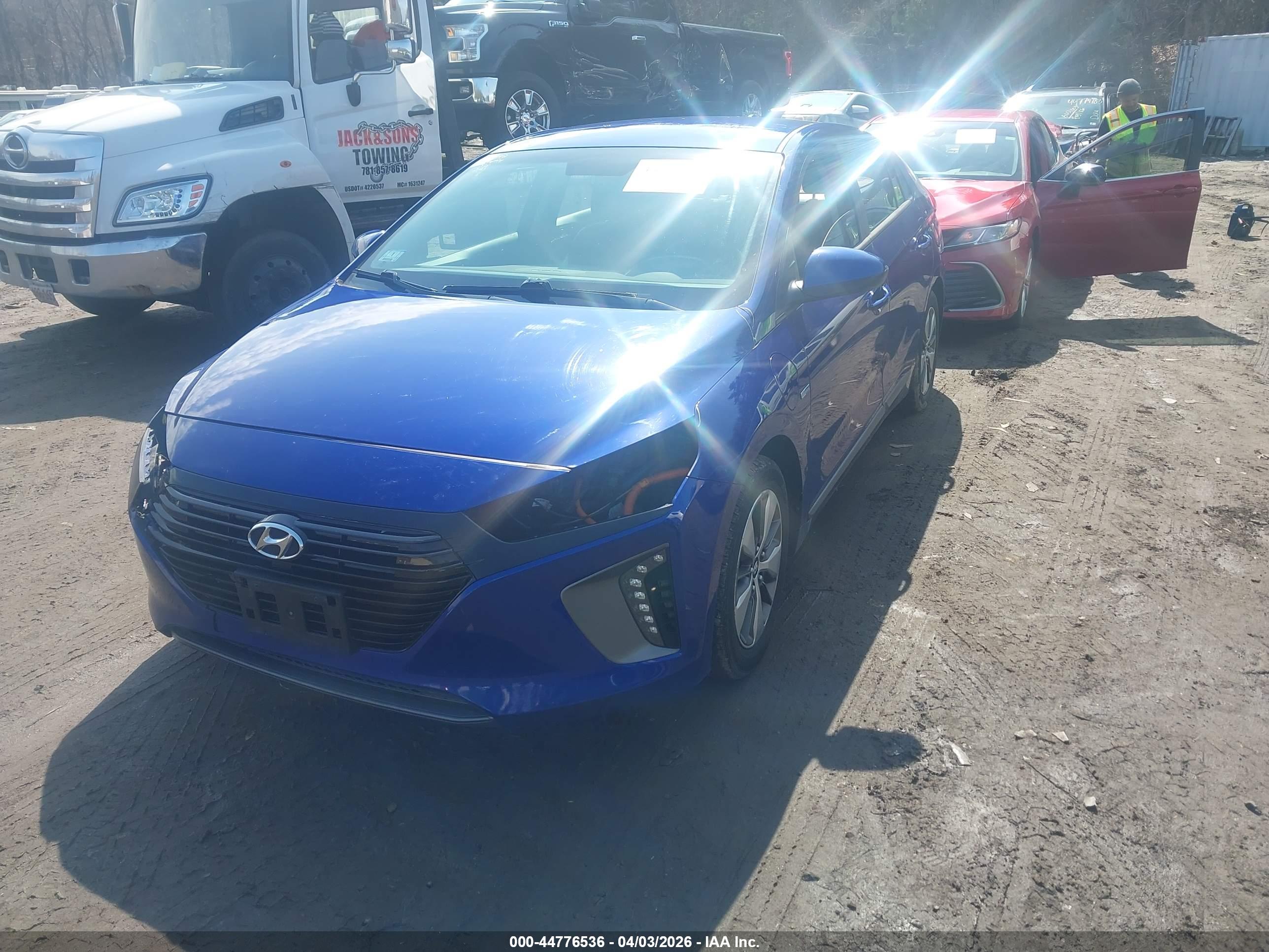 HYUNDAI IONIQ image 2