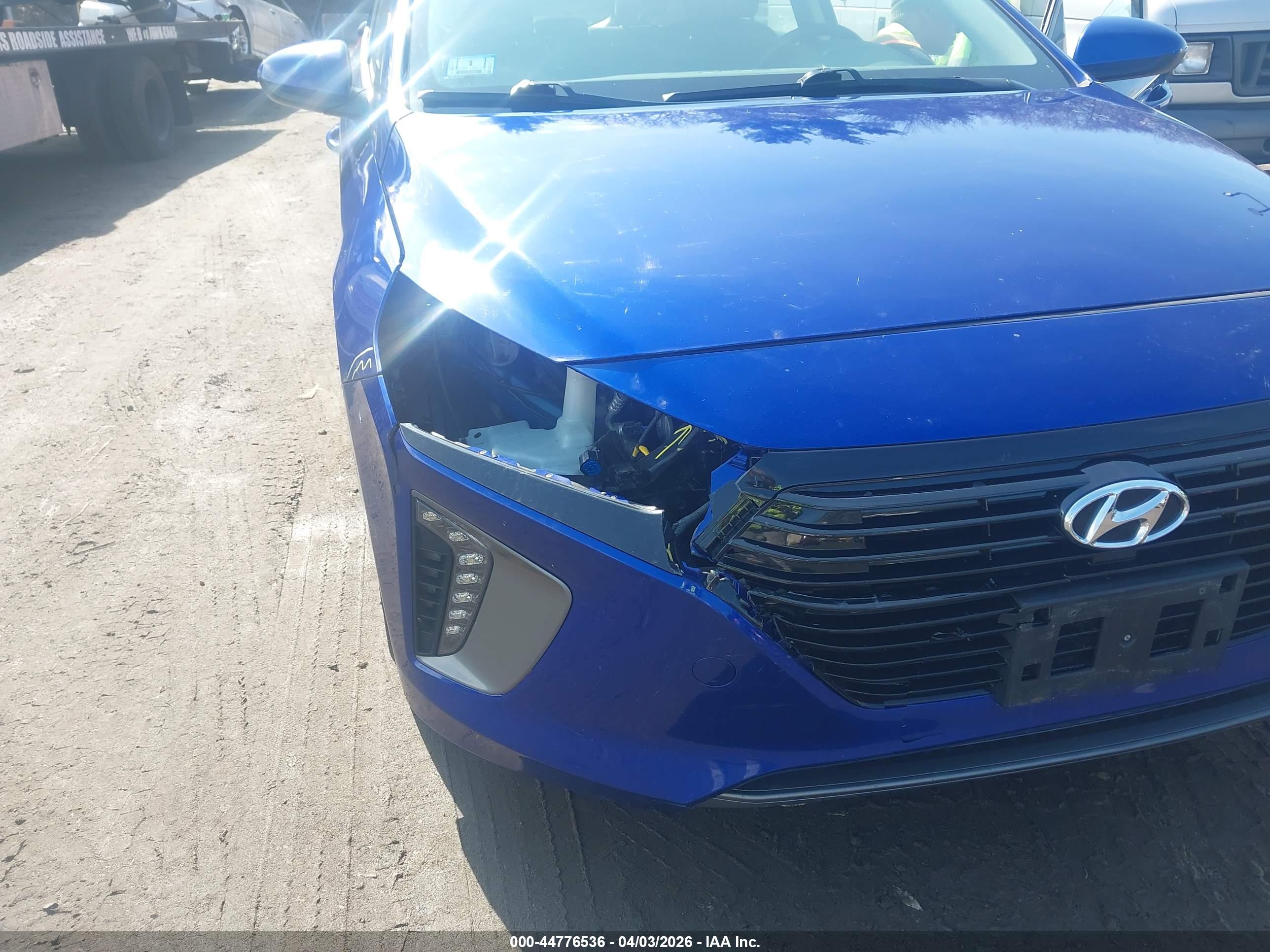 HYUNDAI IONIQ image 6