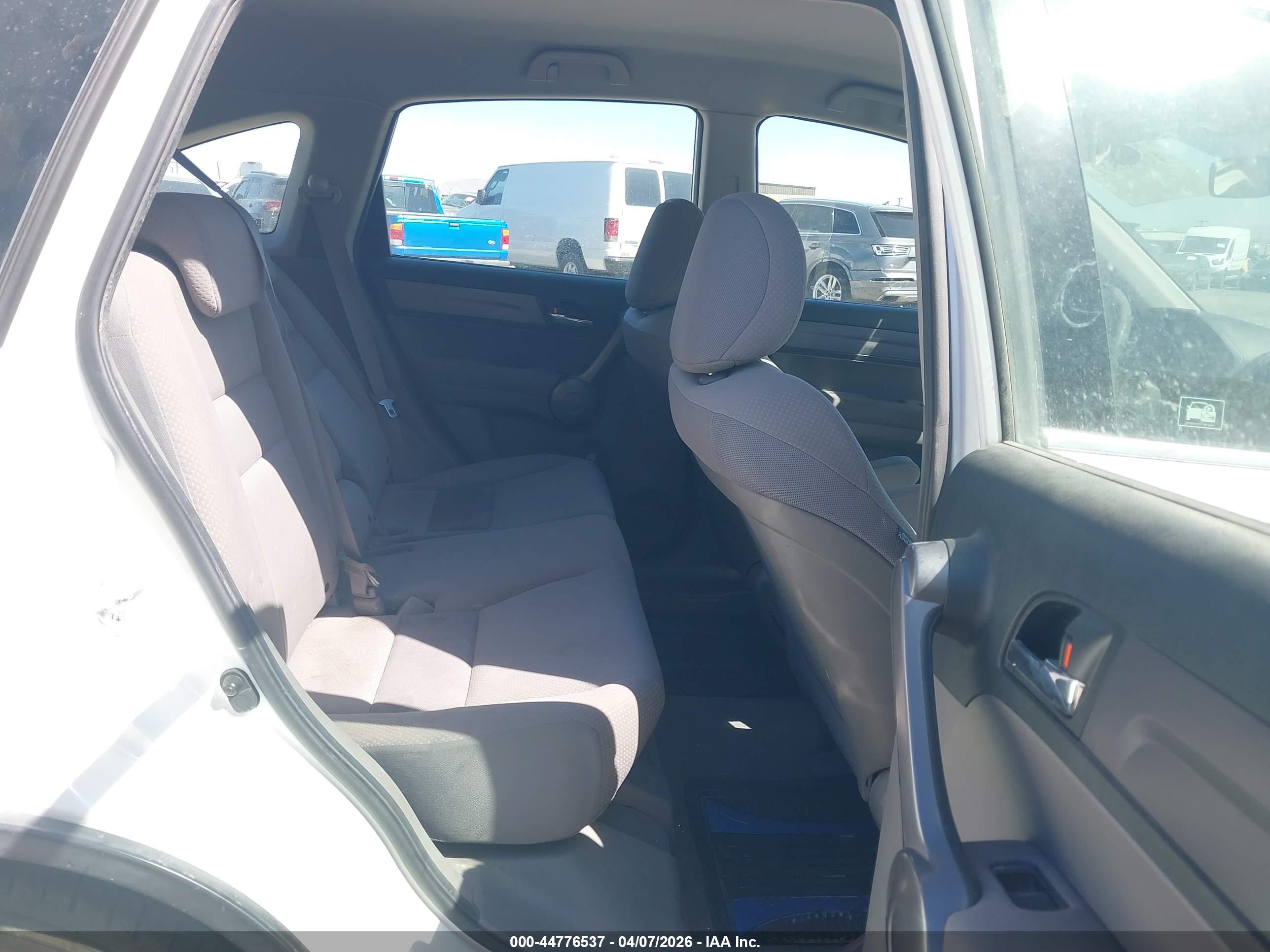 HONDA CR-V image 8