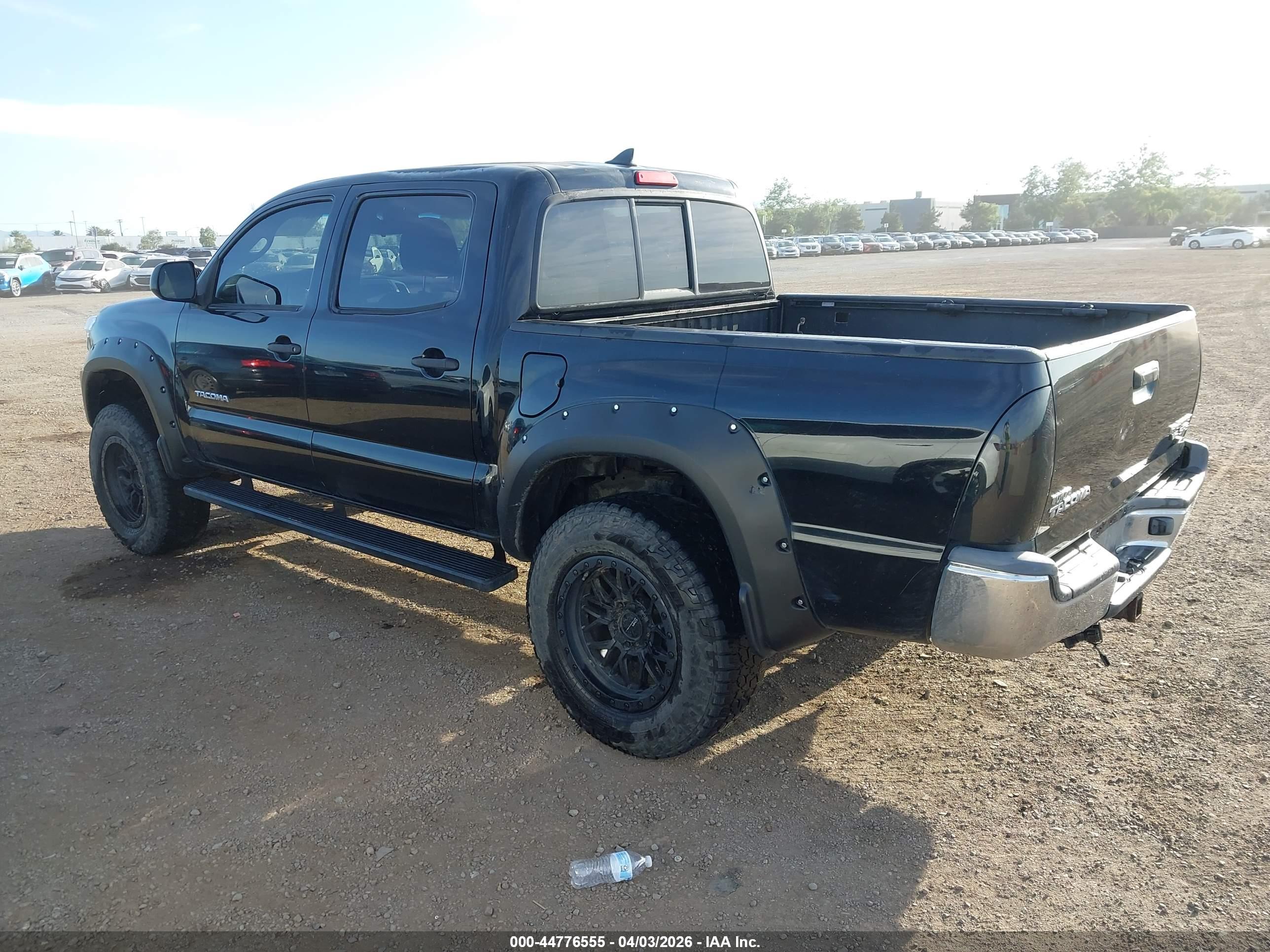 TOYOTA TACOMA image 3