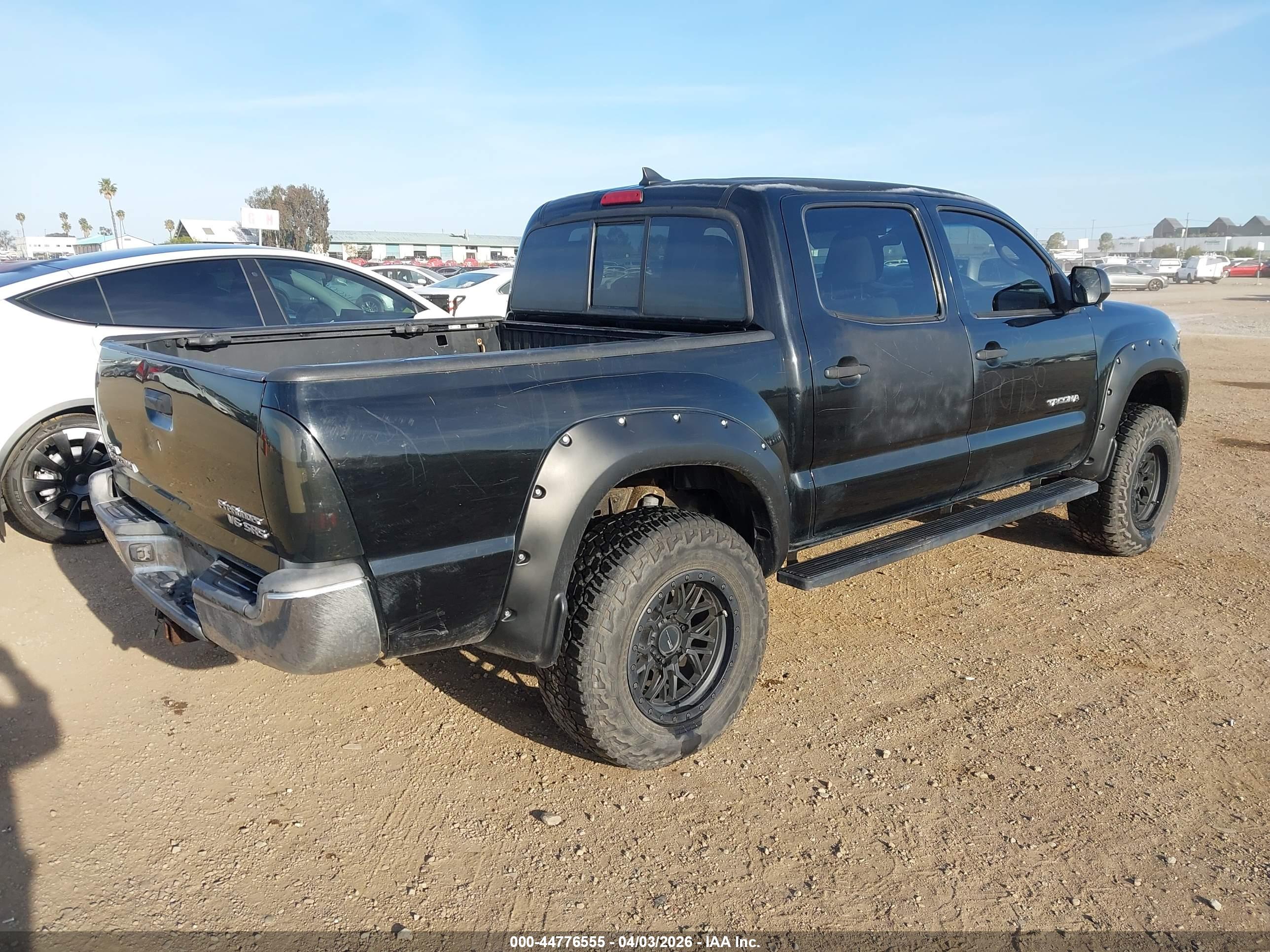TOYOTA TACOMA image 4