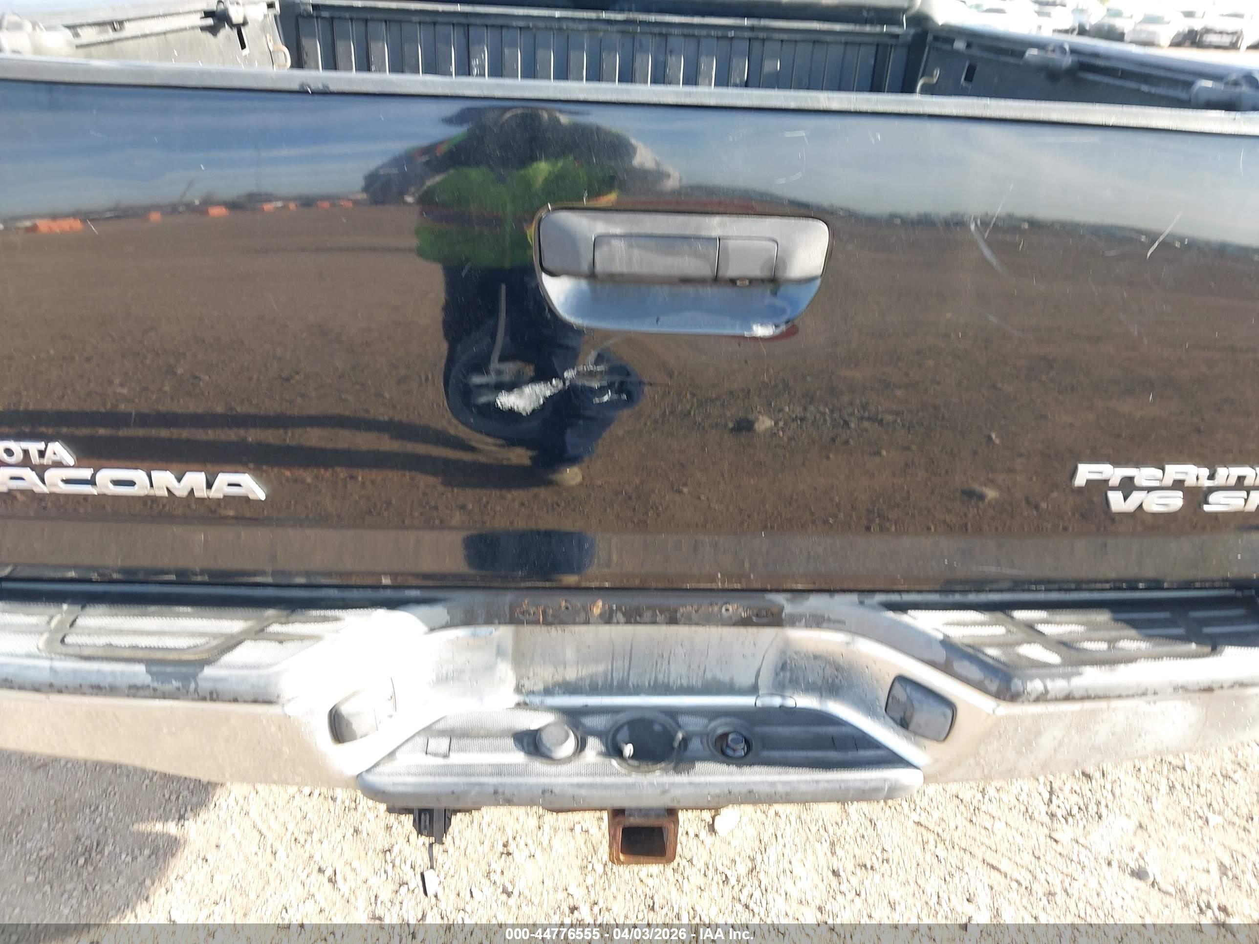 TOYOTA TACOMA image 6