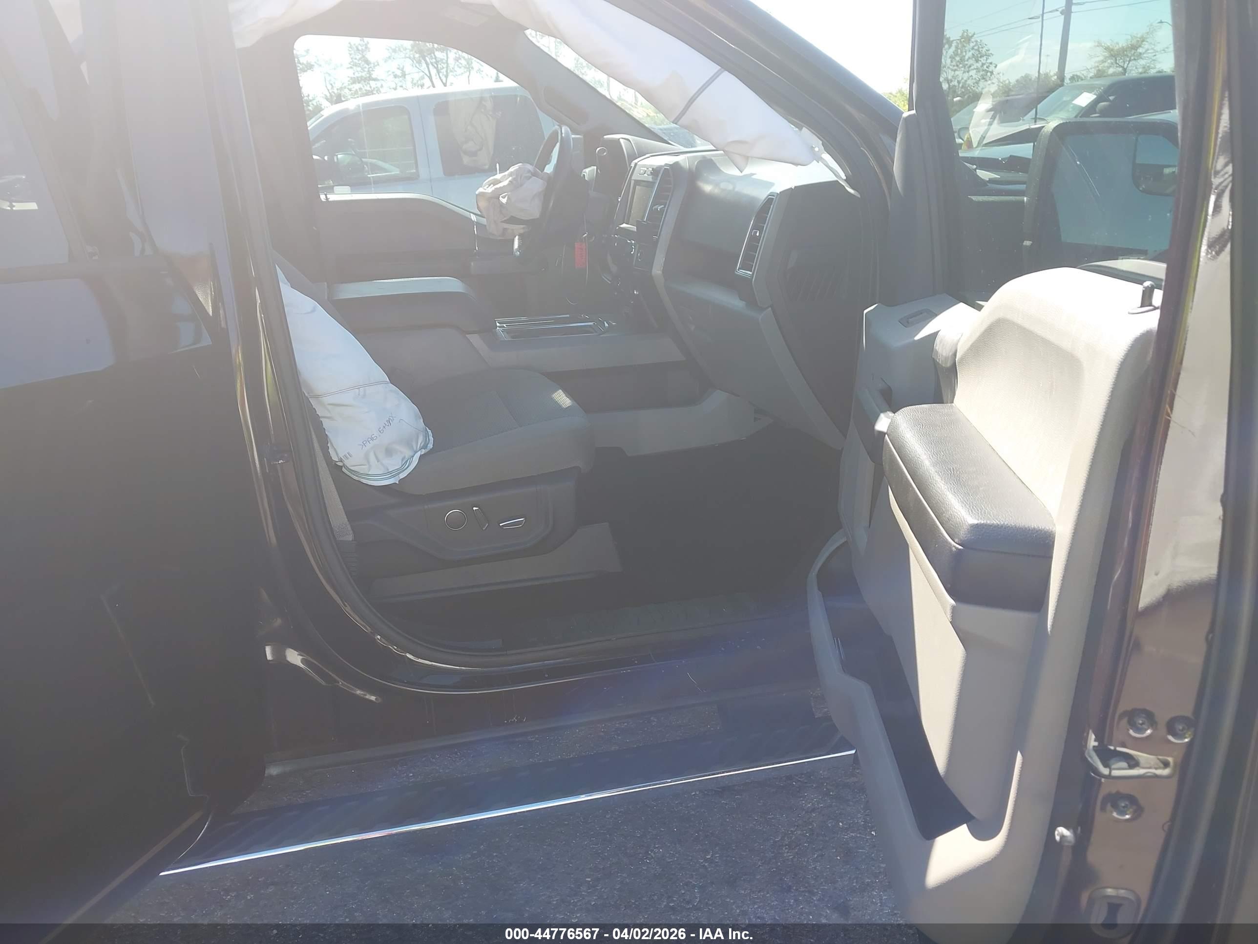 FORD F-150 image 5