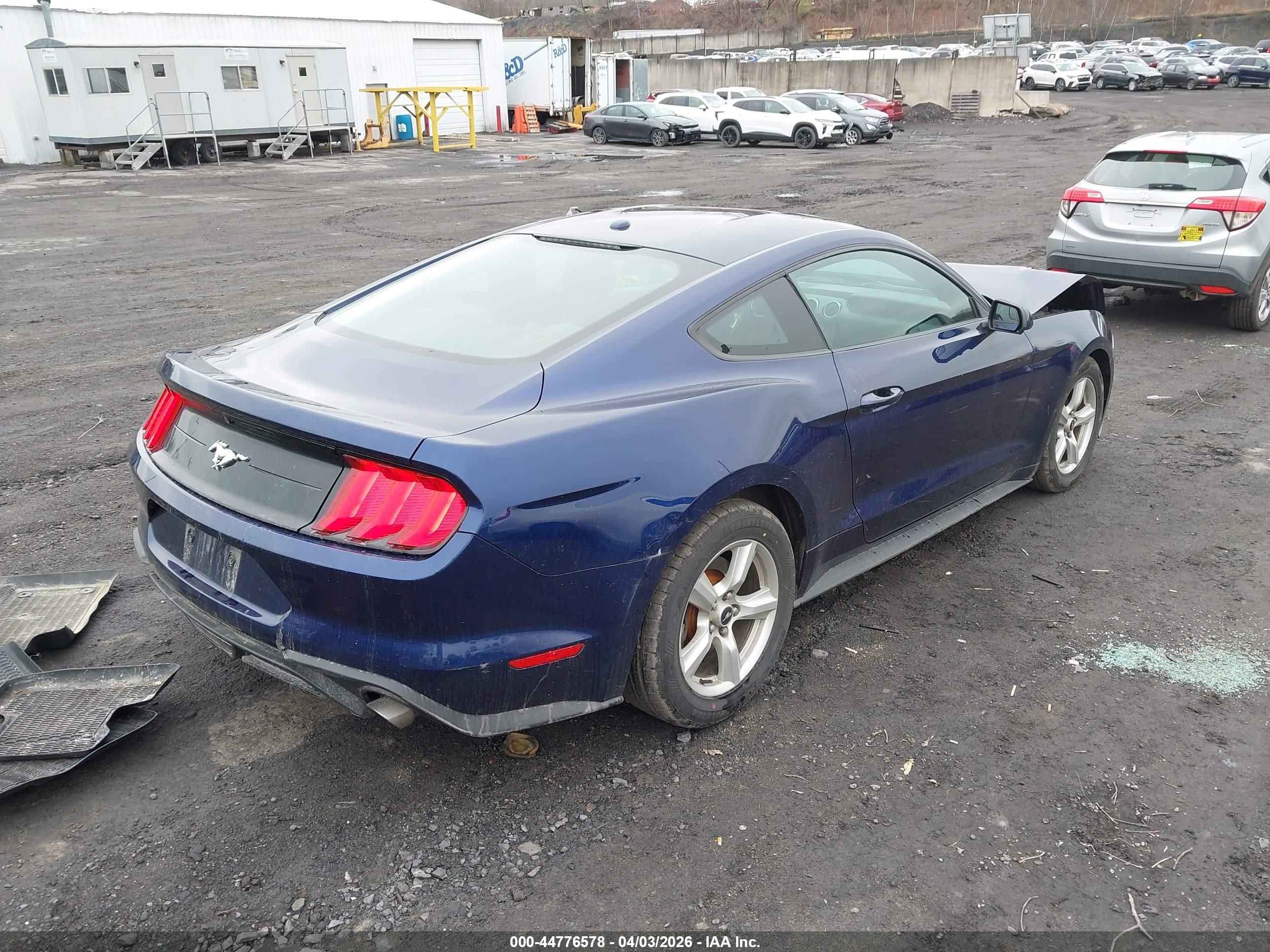 FORD MUSTANG image 4