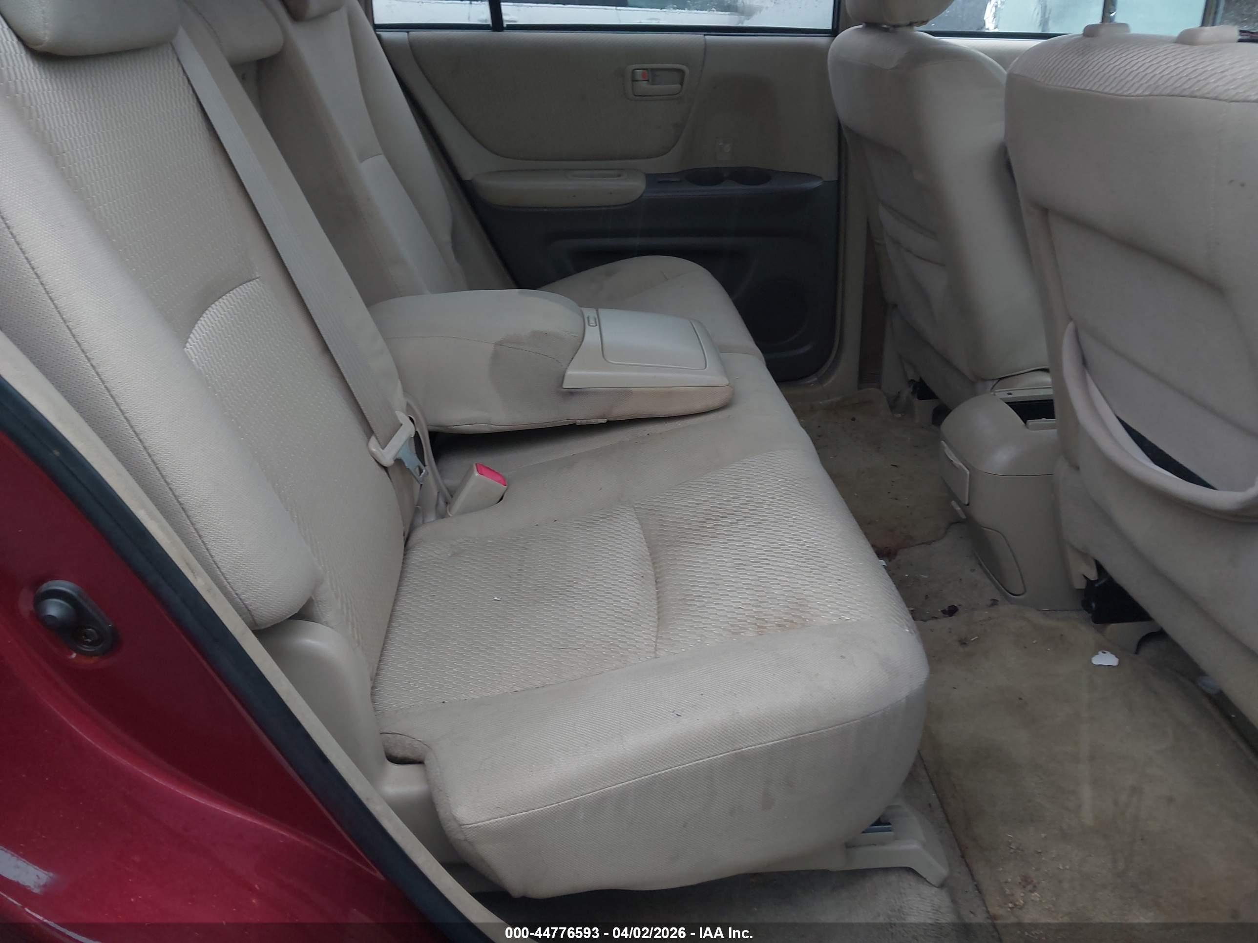 TOYOTA HIGHLANDER image 8