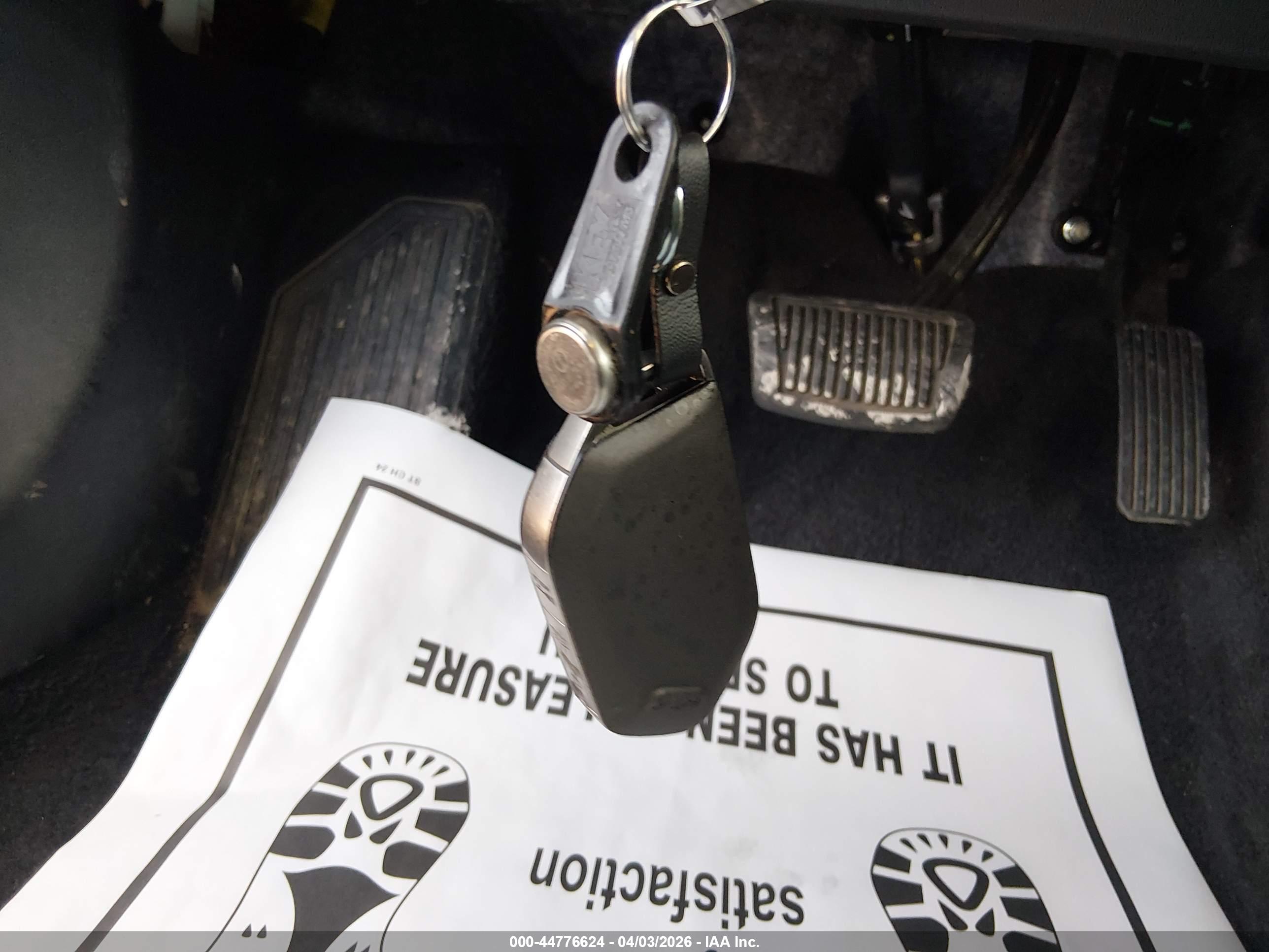 KIA K4 image 11