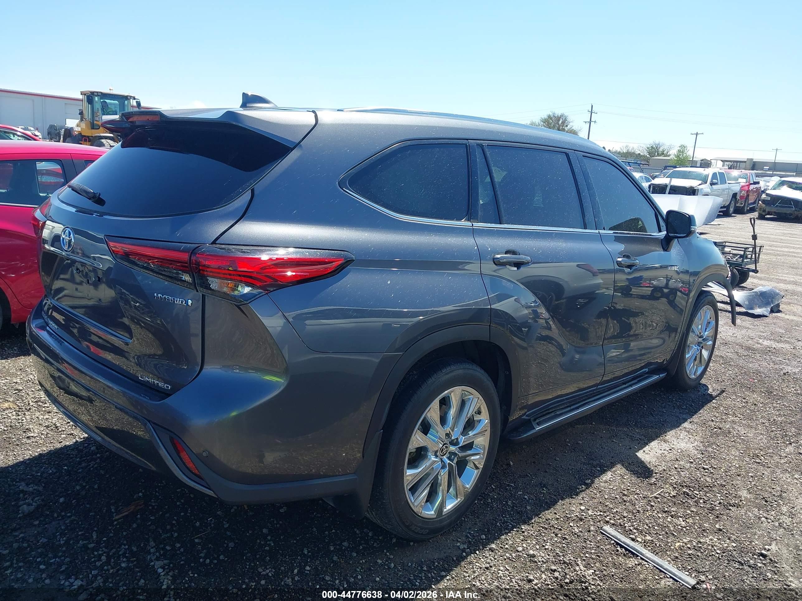 TOYOTA HIGHLANDER image 4