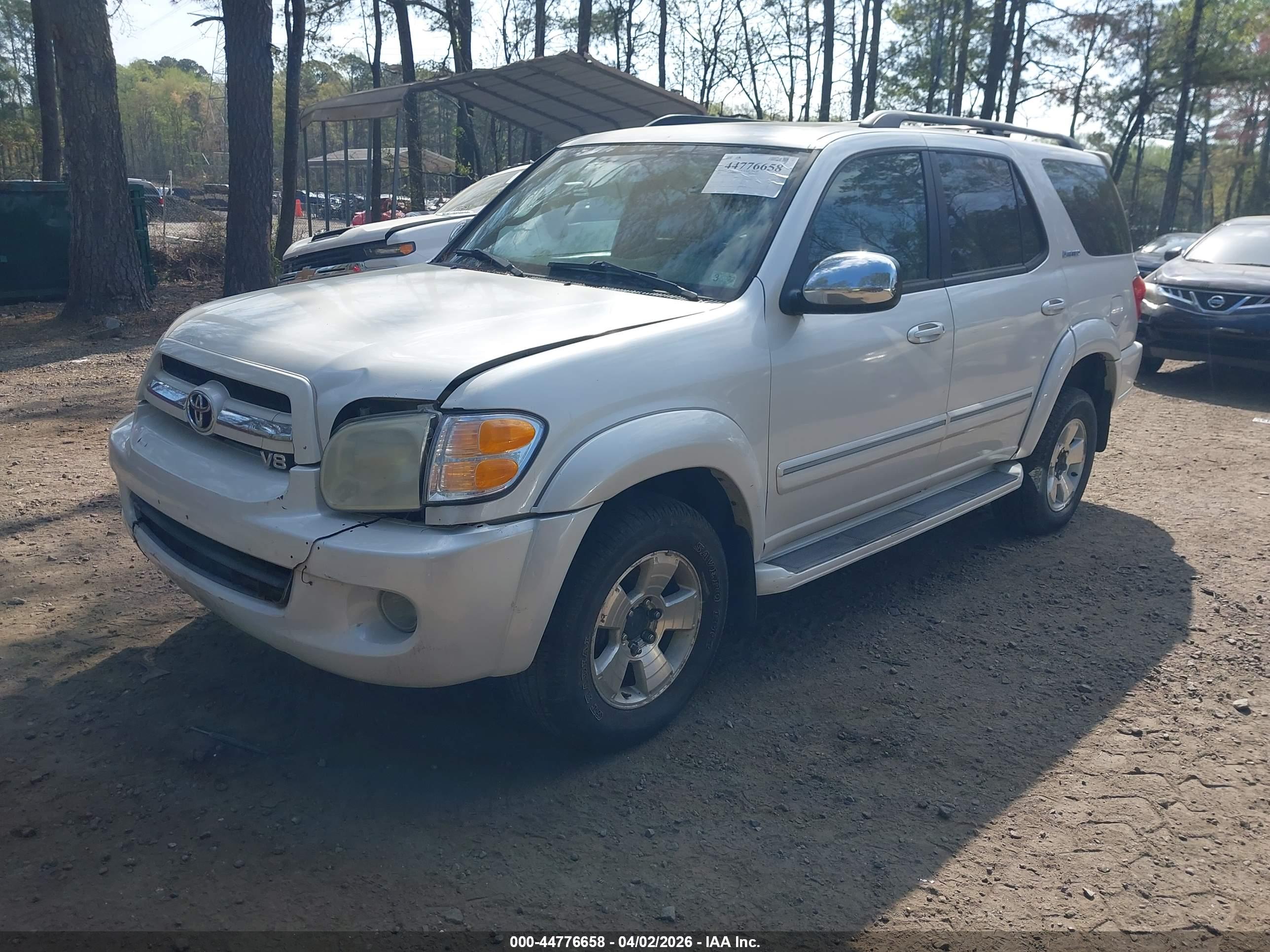 TOYOTA SEQUOIA image 2