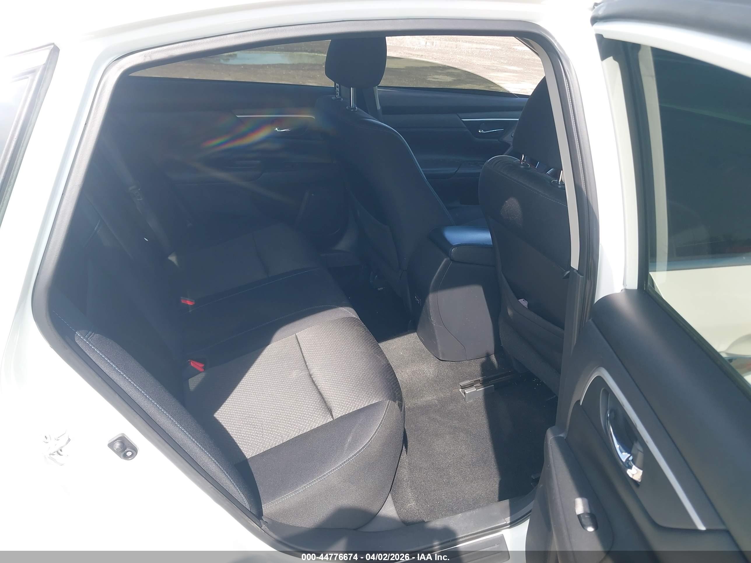 NISSAN ALTIMA image 8