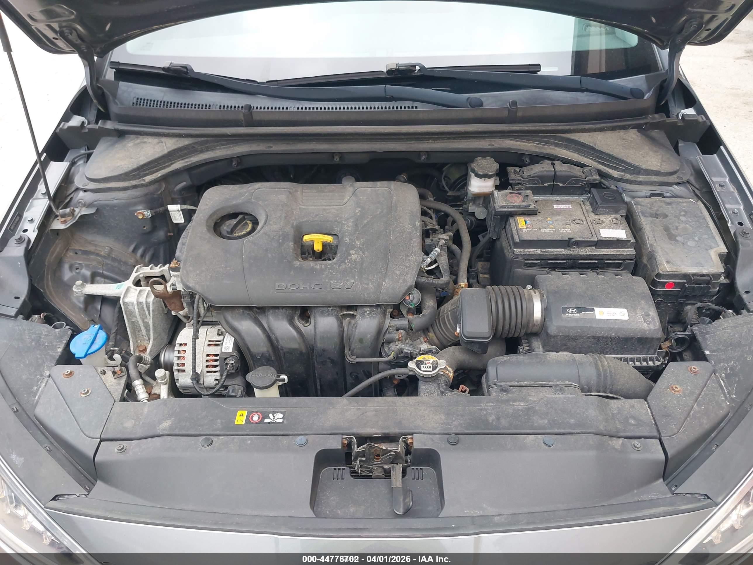 HYUNDAI ELANTRA image 10