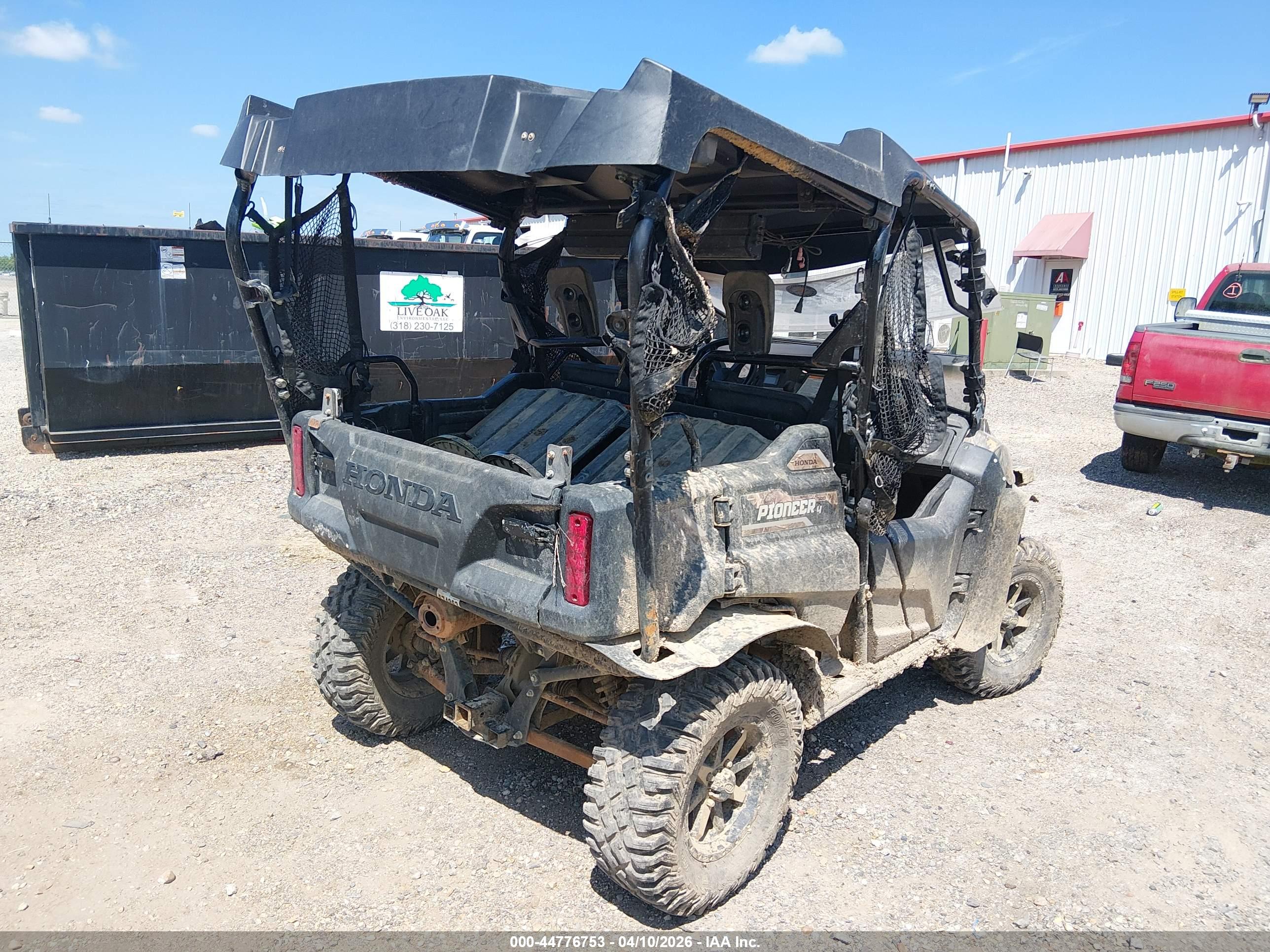 HONDA SXS700 image 4