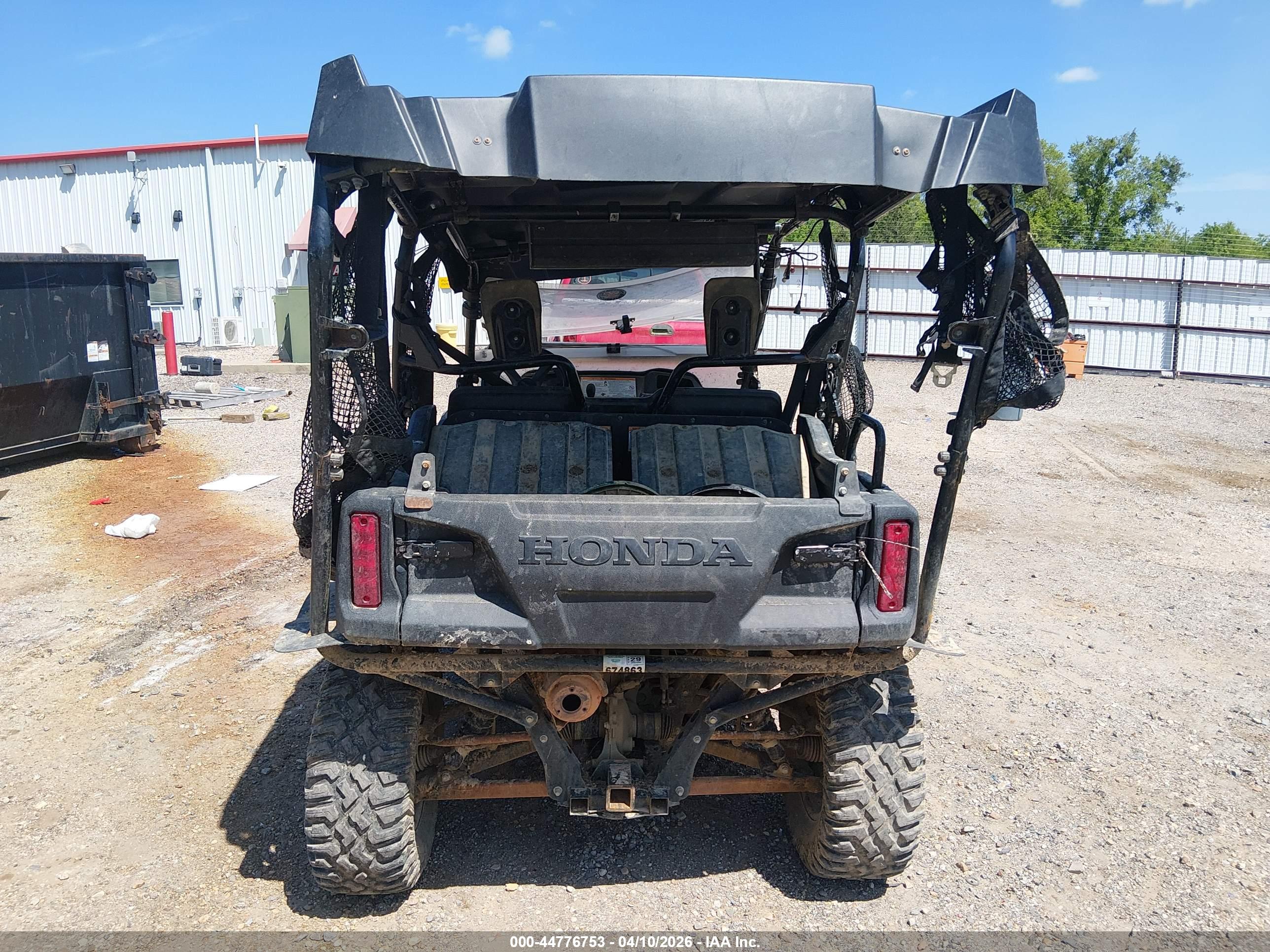 HONDA SXS700 image 6