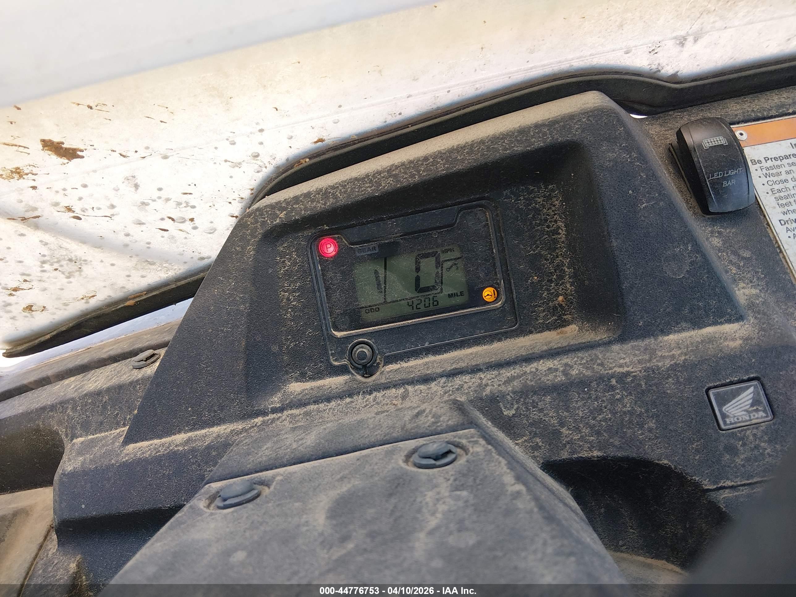 HONDA SXS700 image 7