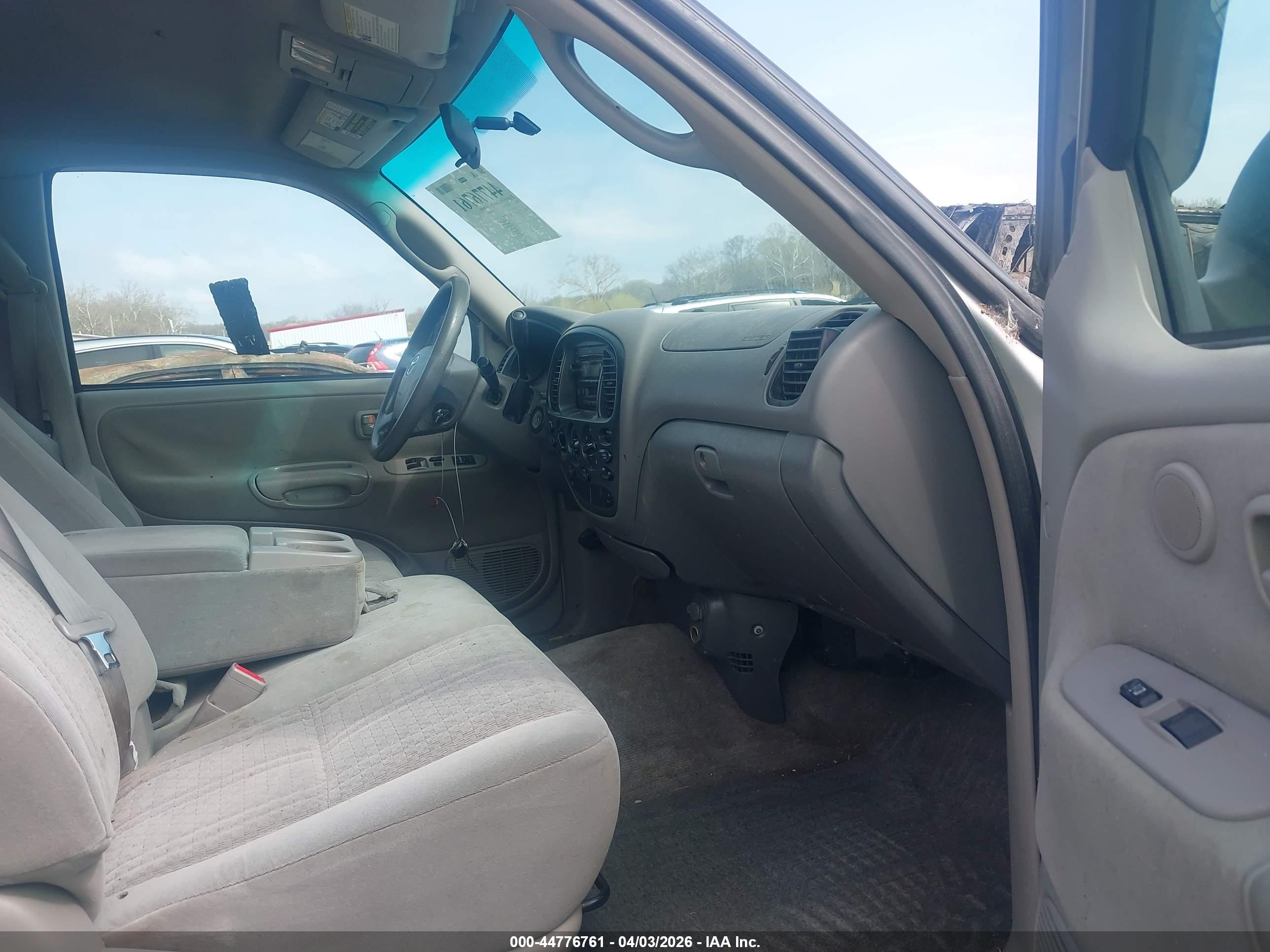TOYOTA TUNDRA image 5