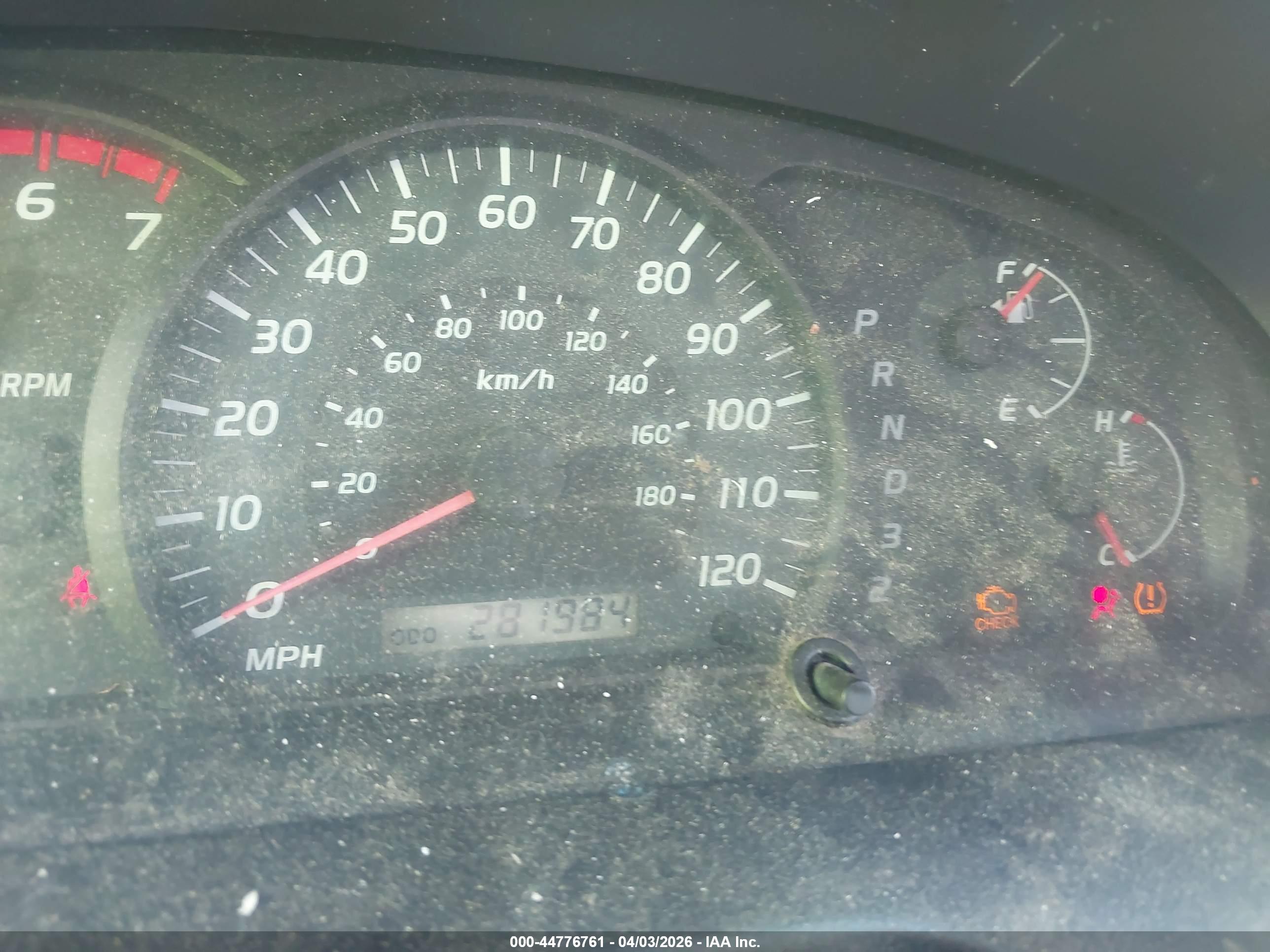 TOYOTA TUNDRA image 7