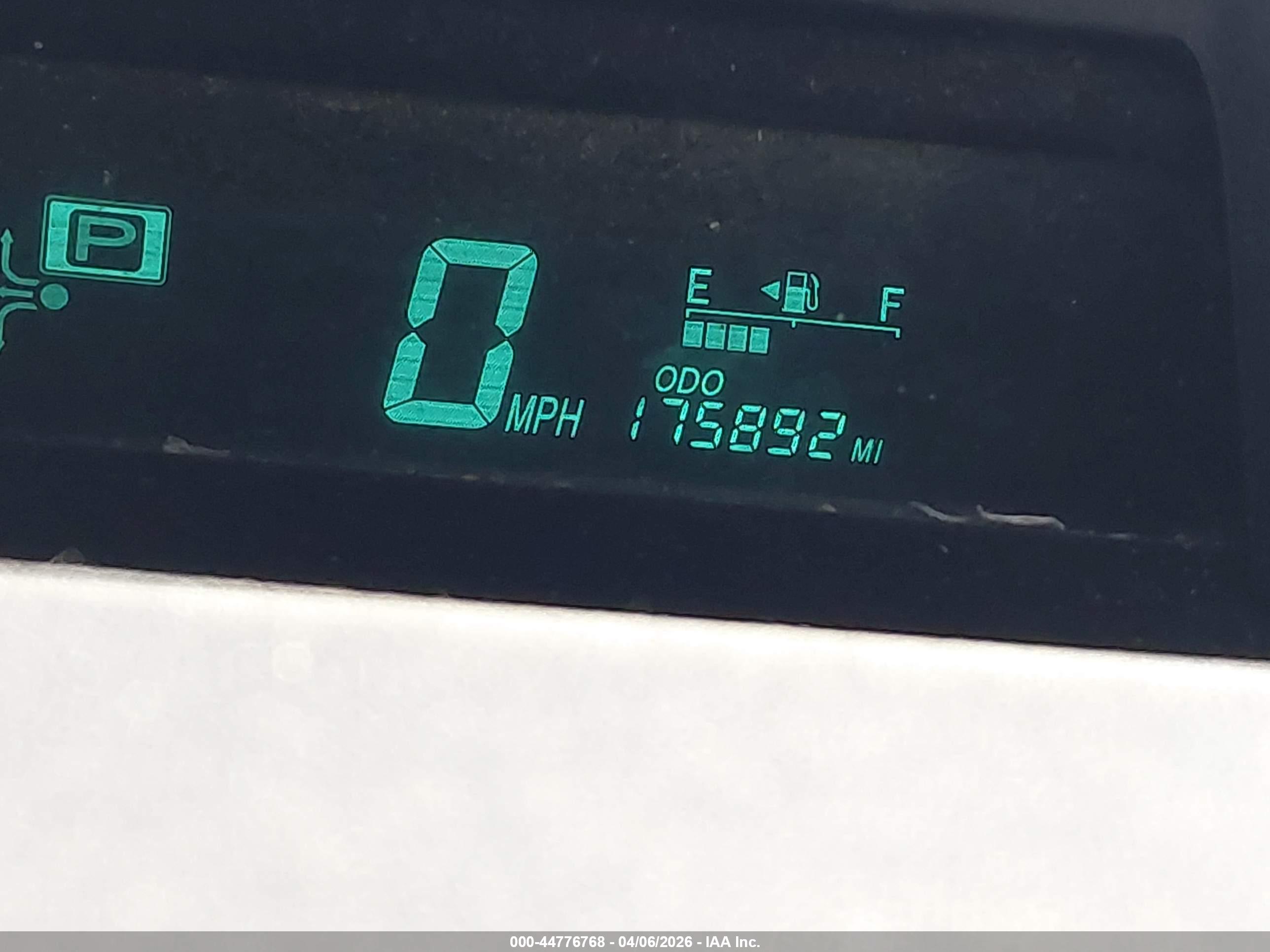 TOYOTA PRIUS image 7