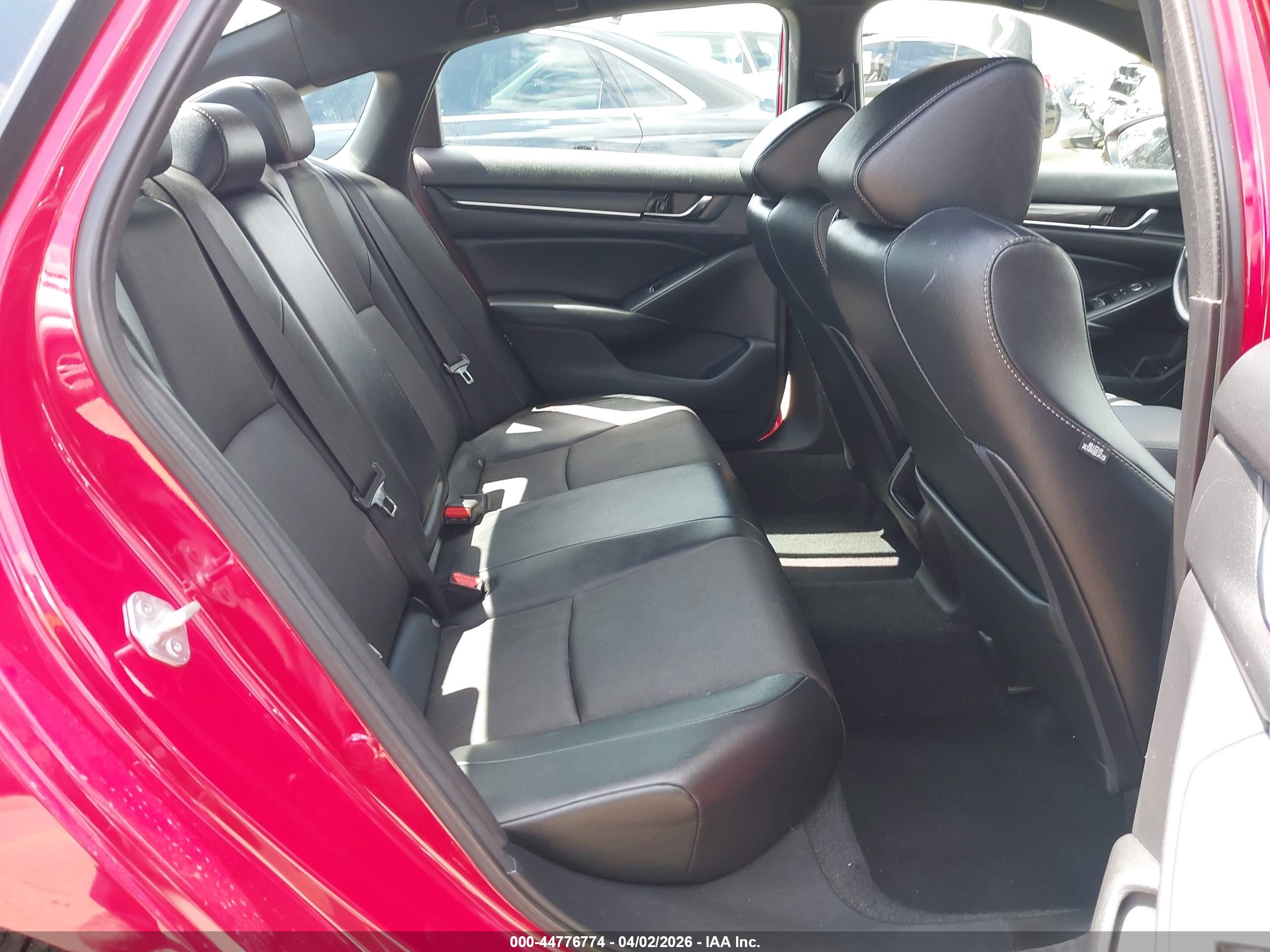 HONDA ACCORD image 8