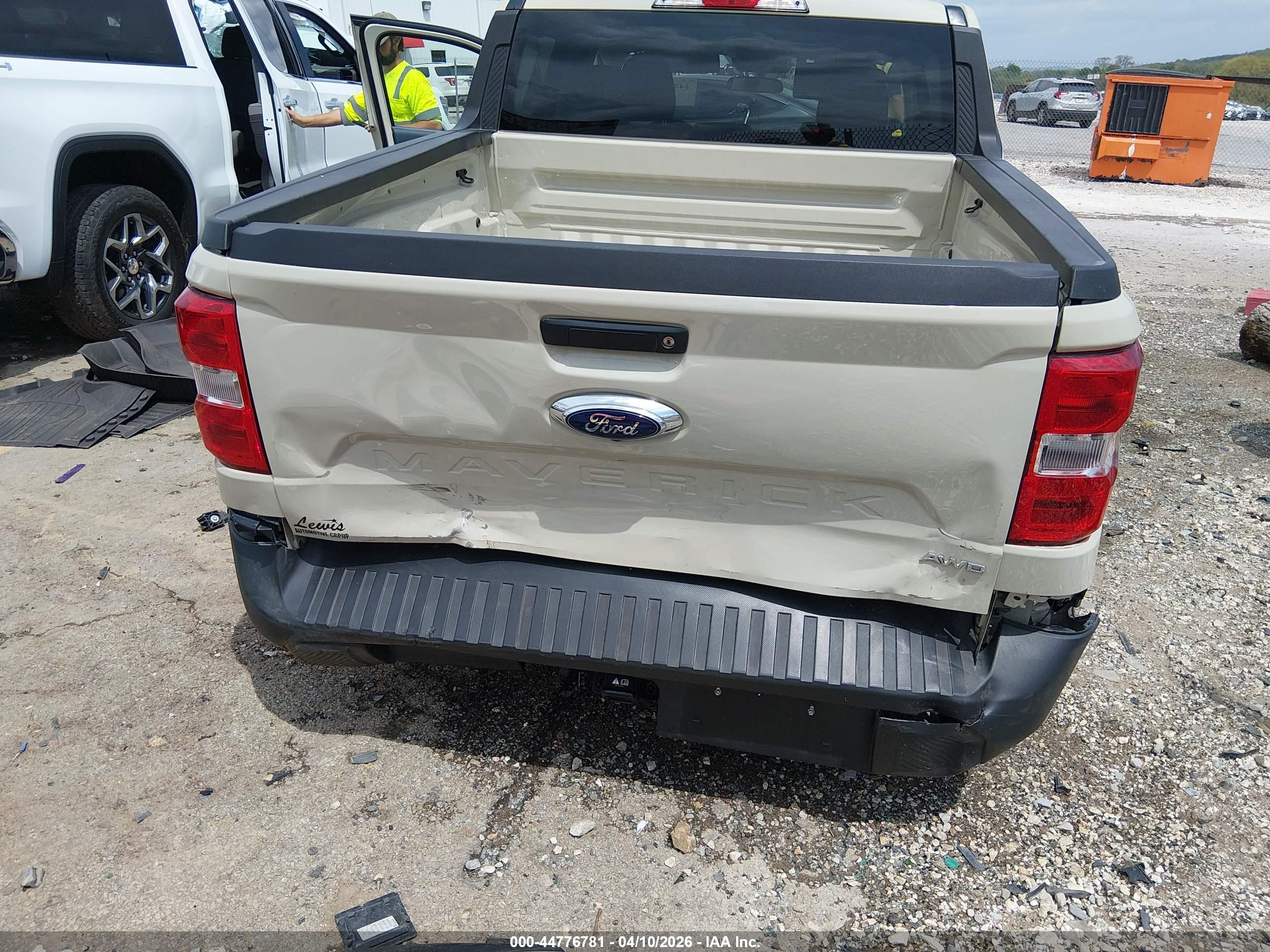 FORD MAVERICK image 6