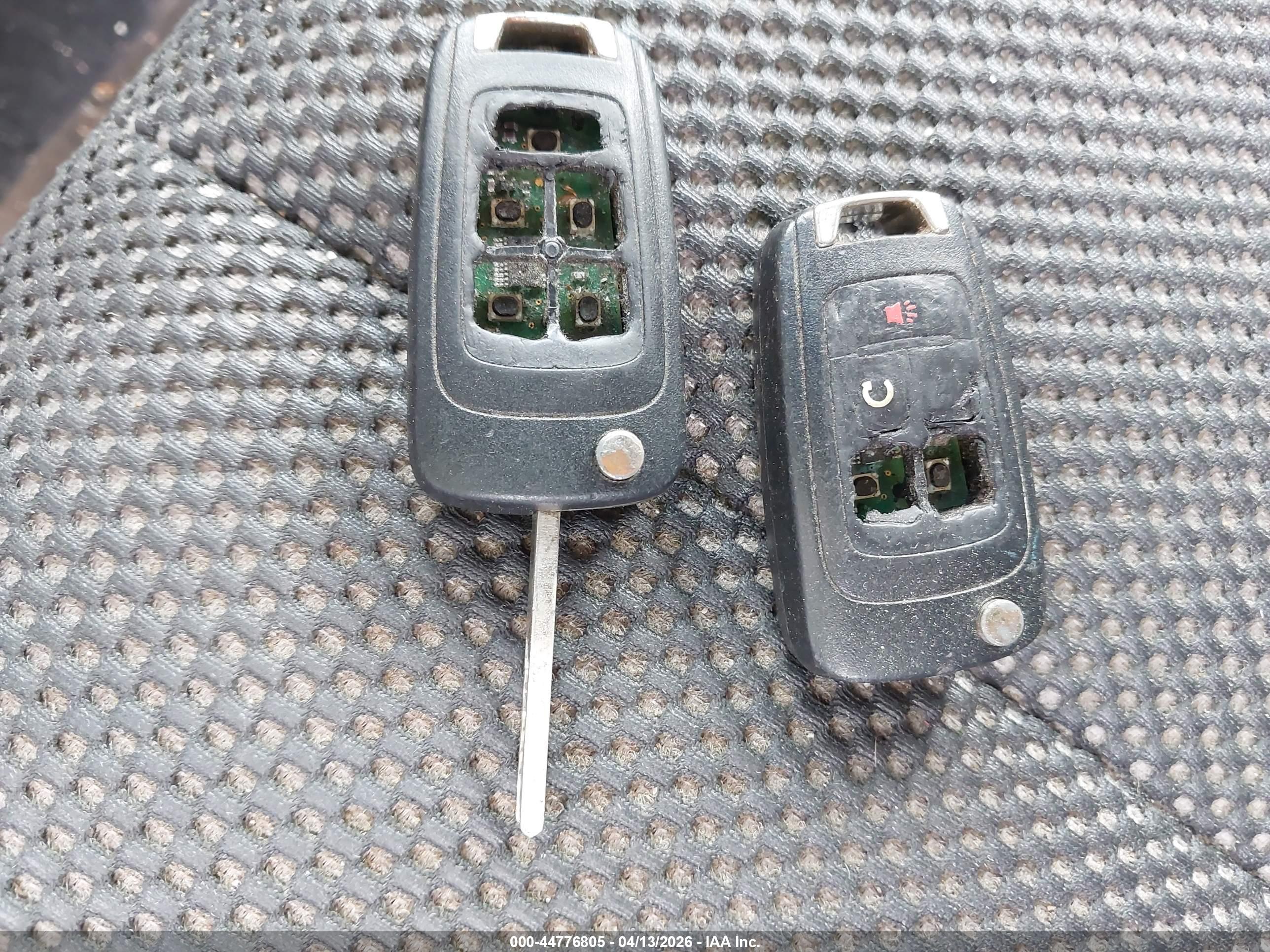 CHEVROLET EQUINOX image 11