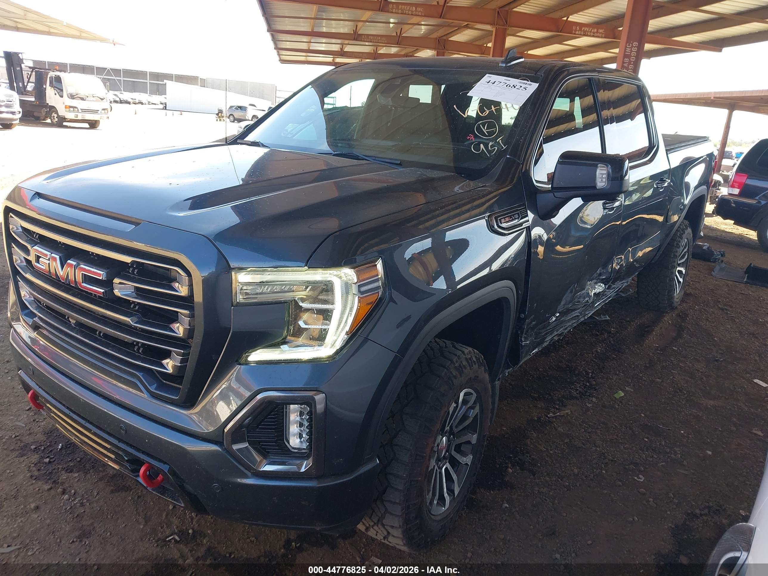 GMC SIERRA image 2