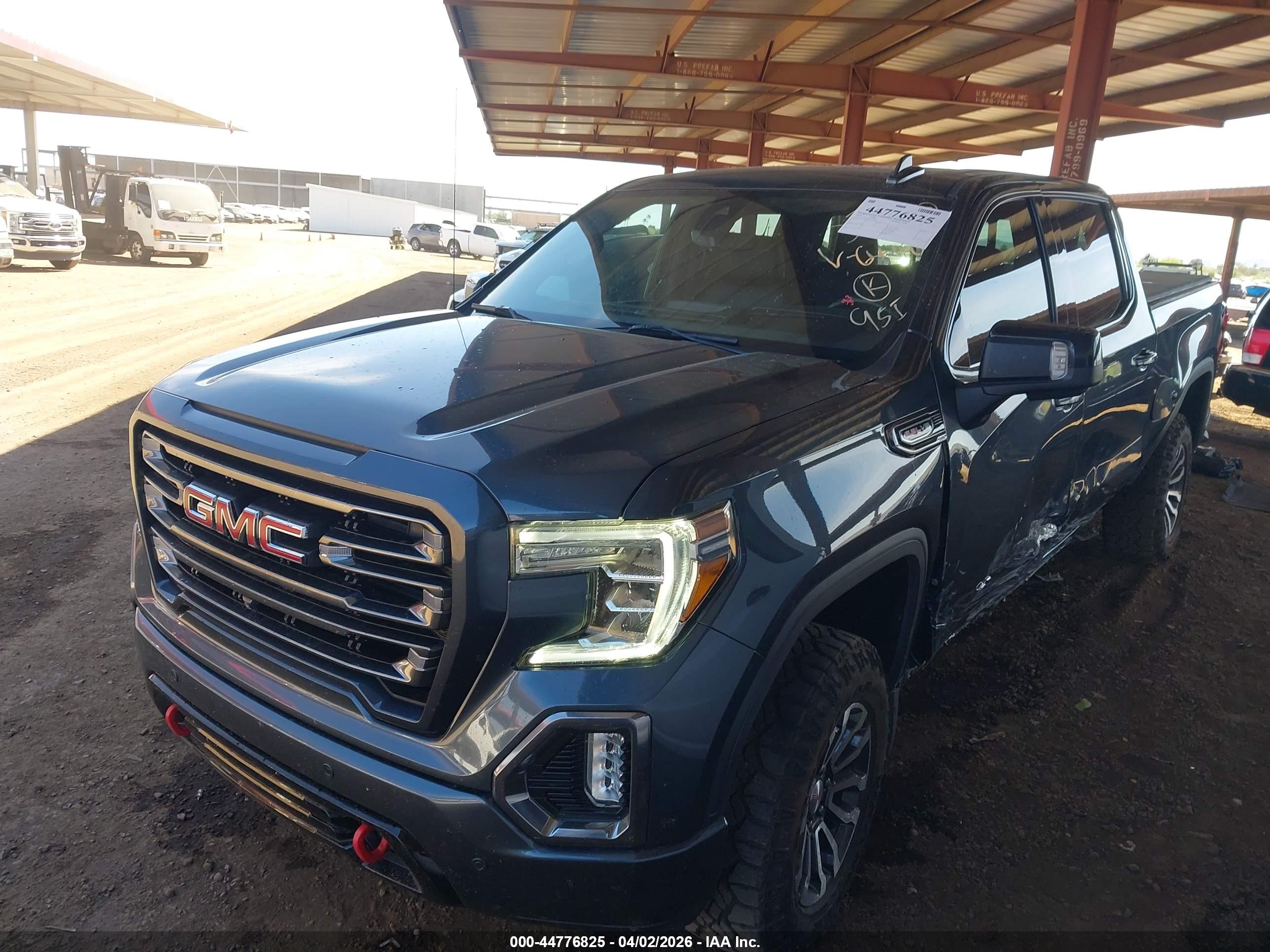 GMC SIERRA image 6