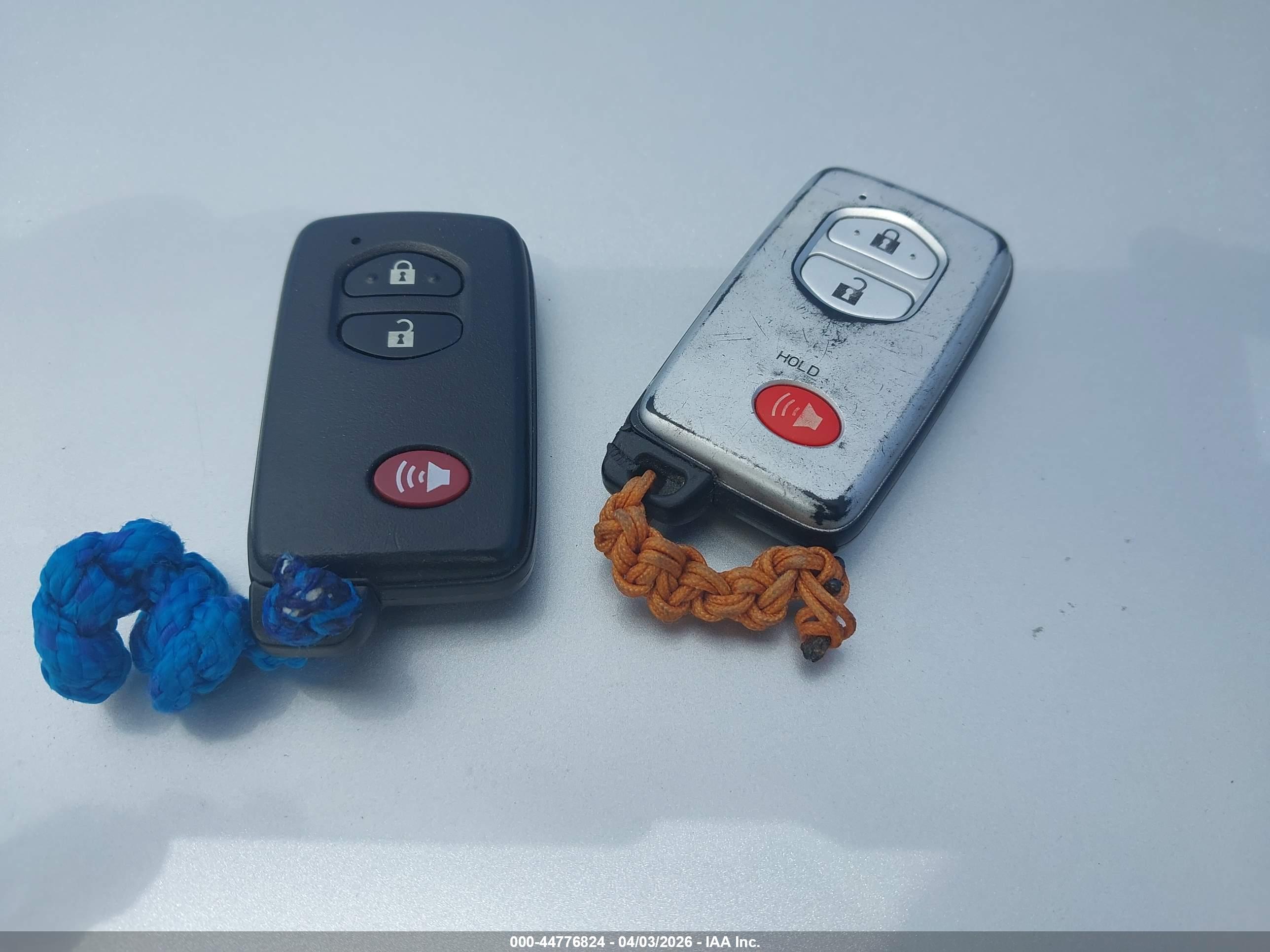 TOYOTA PRIUS image 11