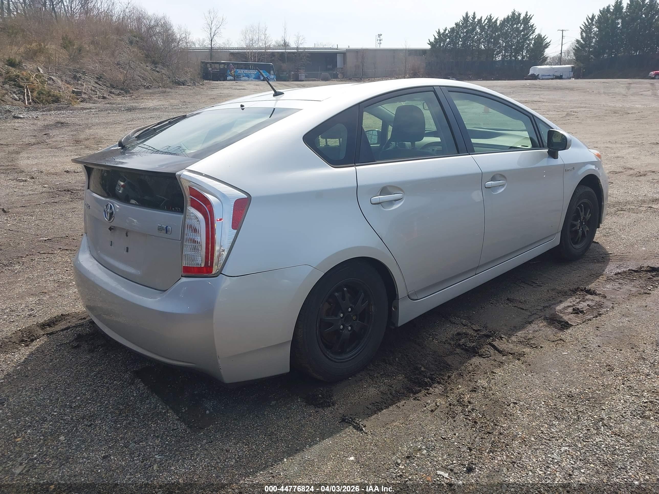 TOYOTA PRIUS image 4