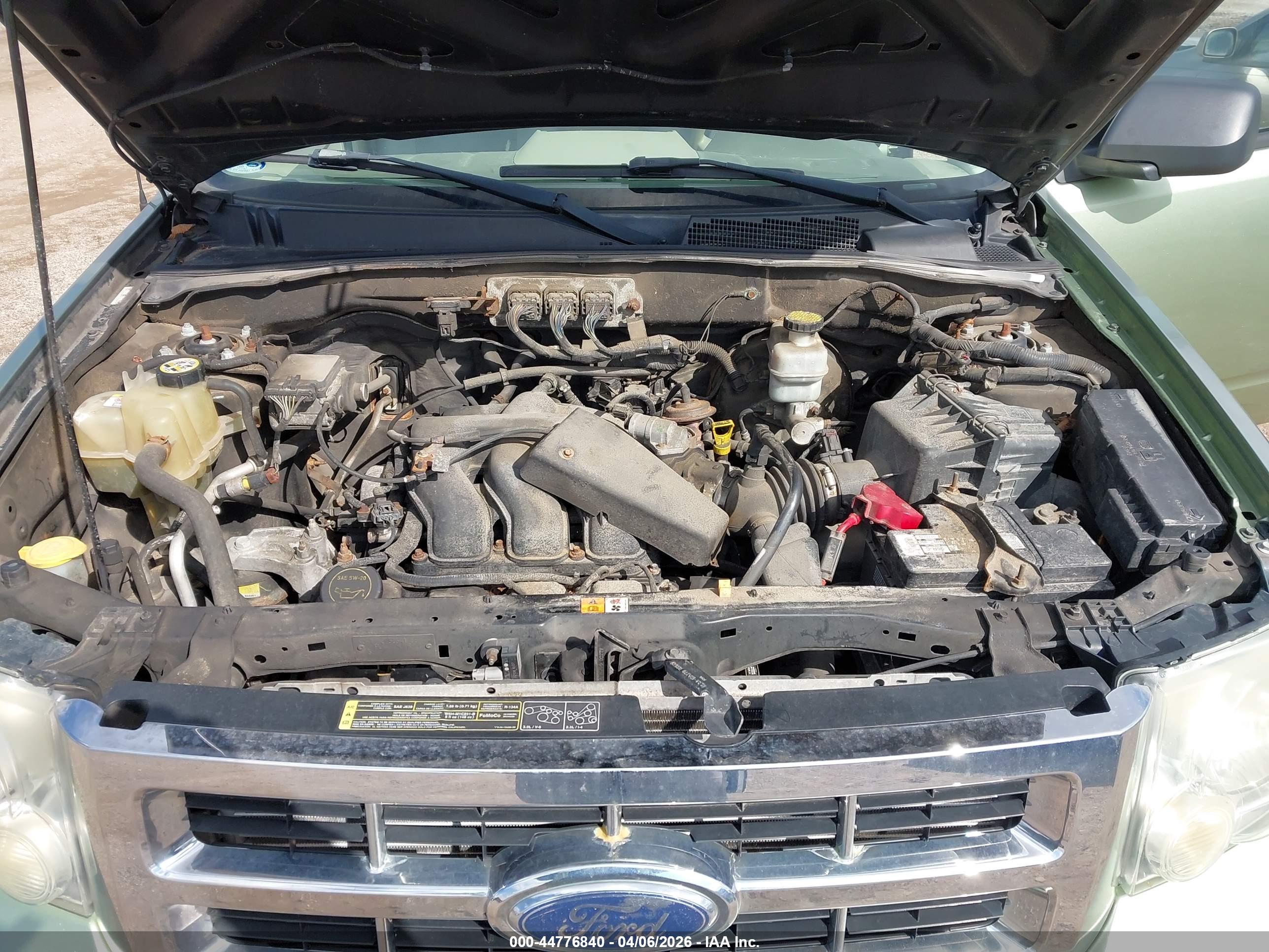 FORD ESCAPE image 10
